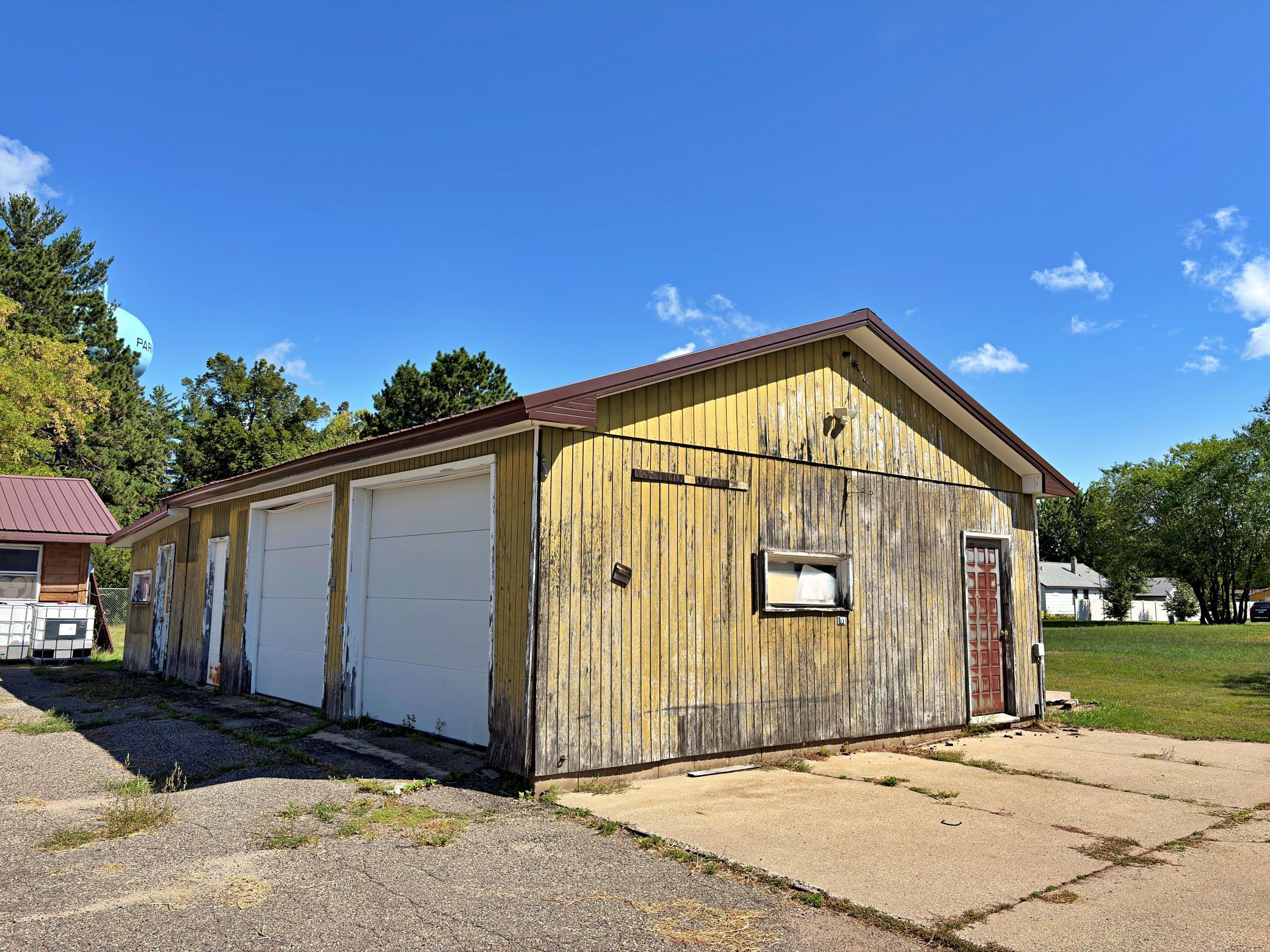409 1st Street W Property Photo 10