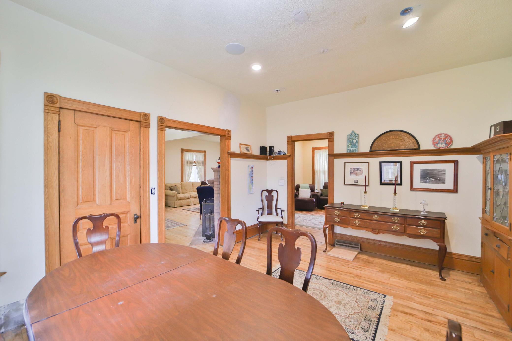 123 Minnesota Avenue S Property Photo 8