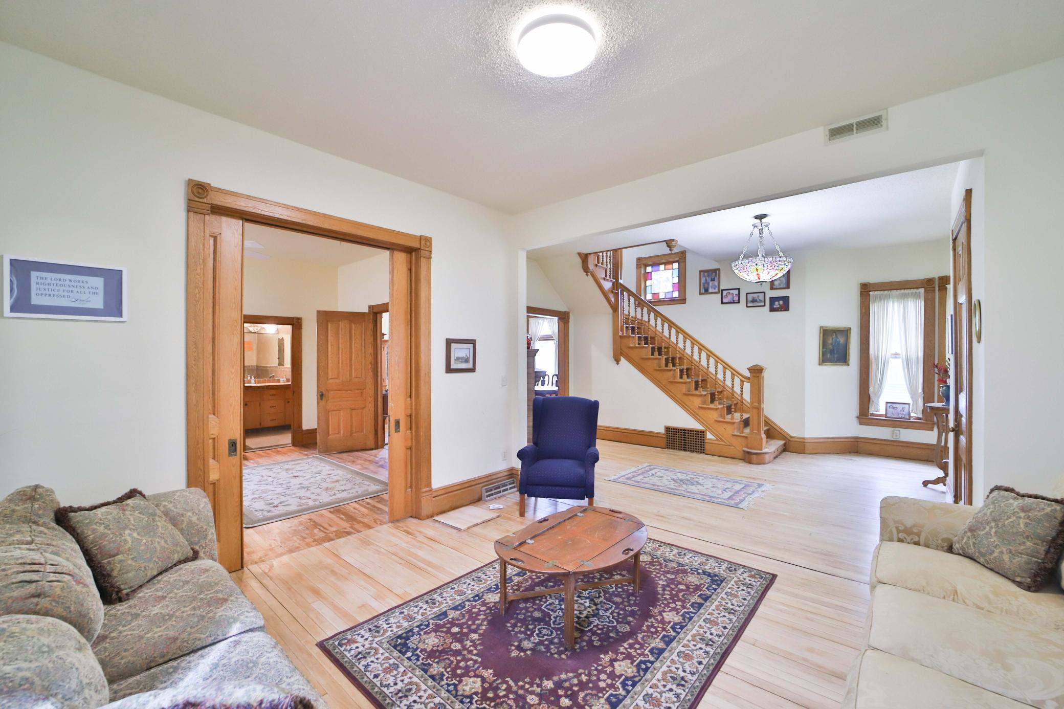 123 Minnesota Avenue S Property Photo 15