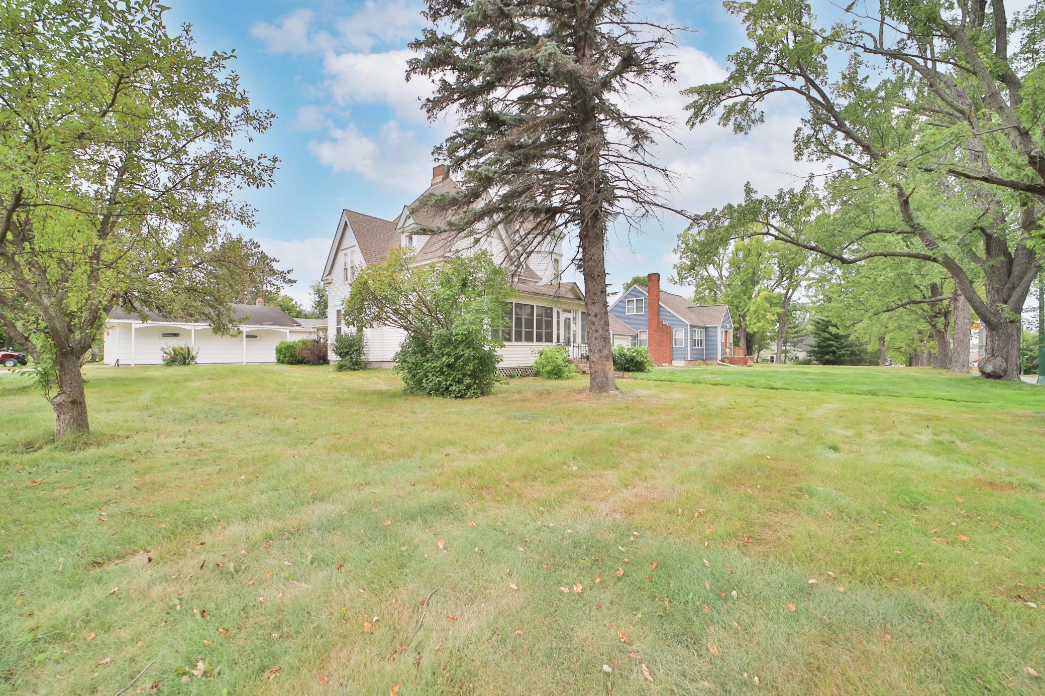 123 Minnesota Avenue S Property Photo 44