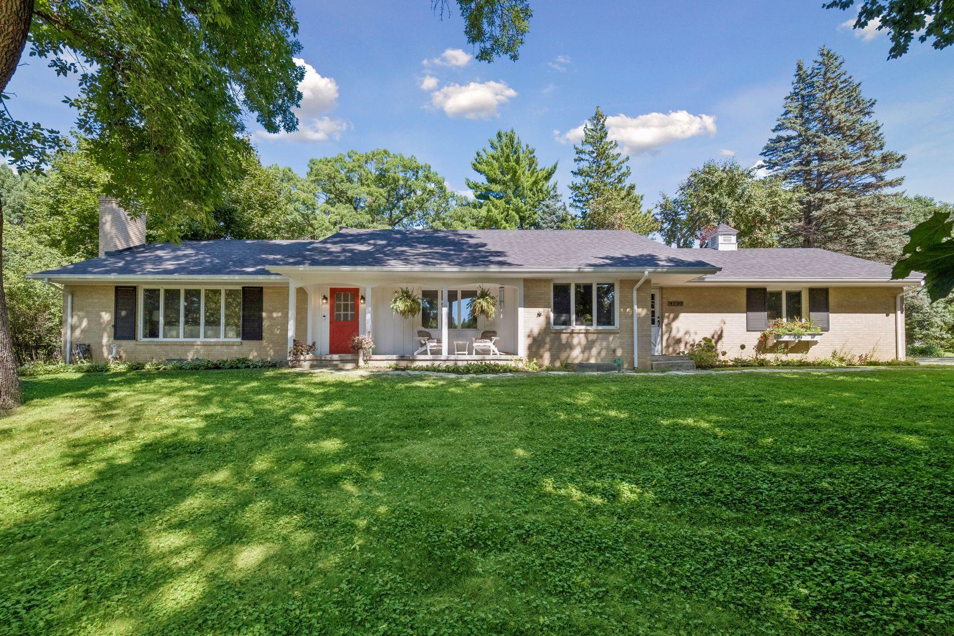 4730 Fairhills Road E Property Photo 26