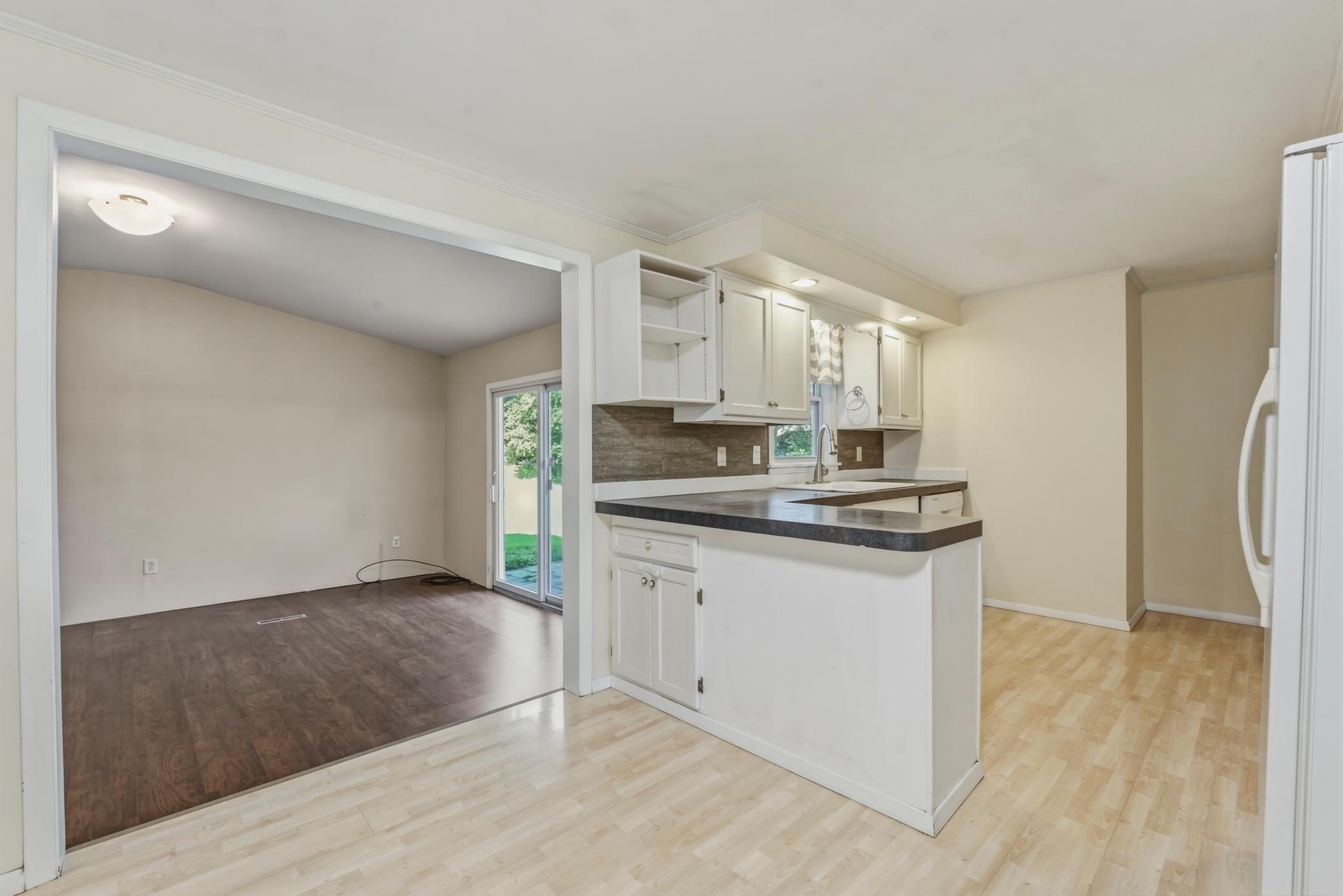 1006 Elmhill Drive Property Photo 11
