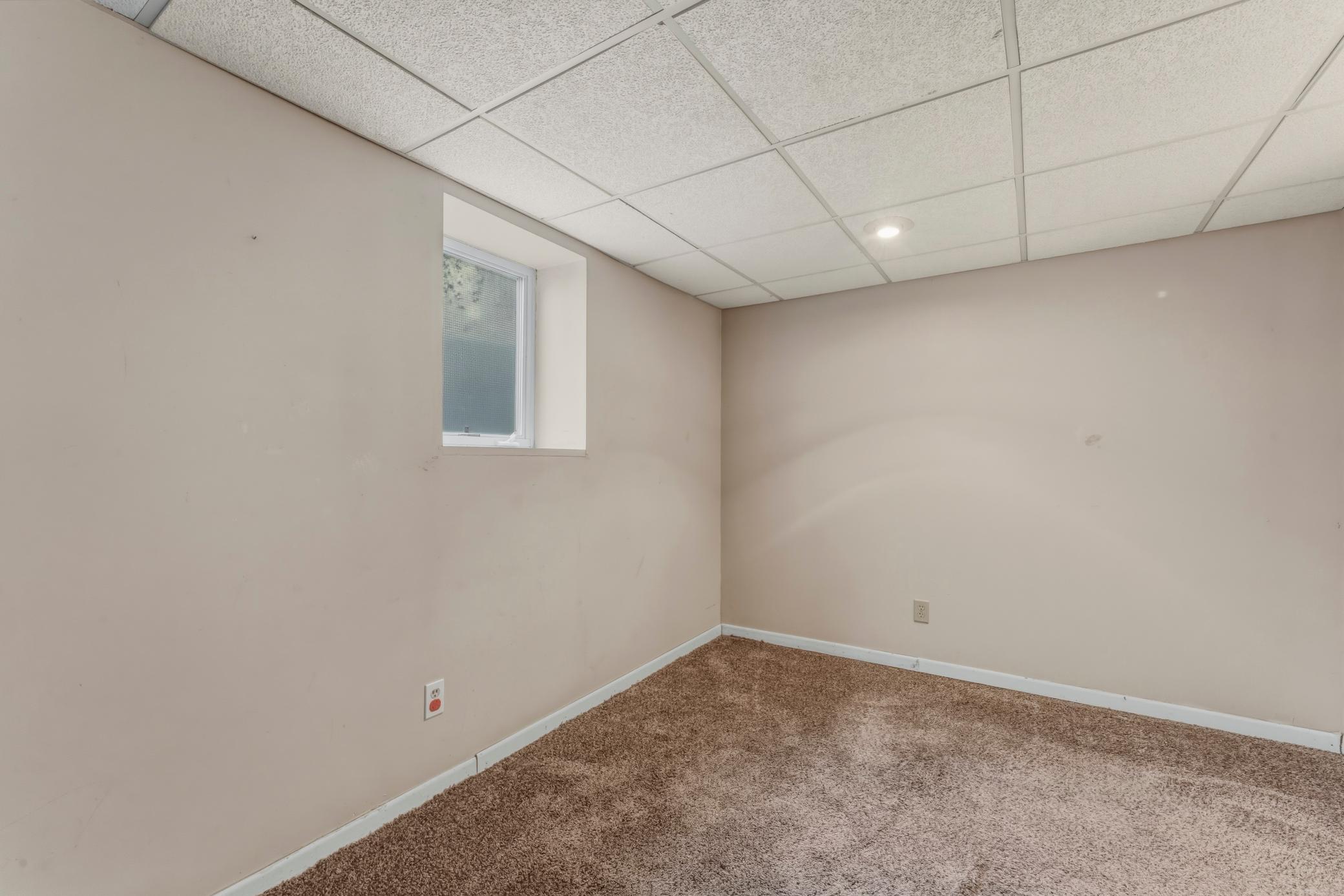 1006 Elmhill Drive Property Photo 30