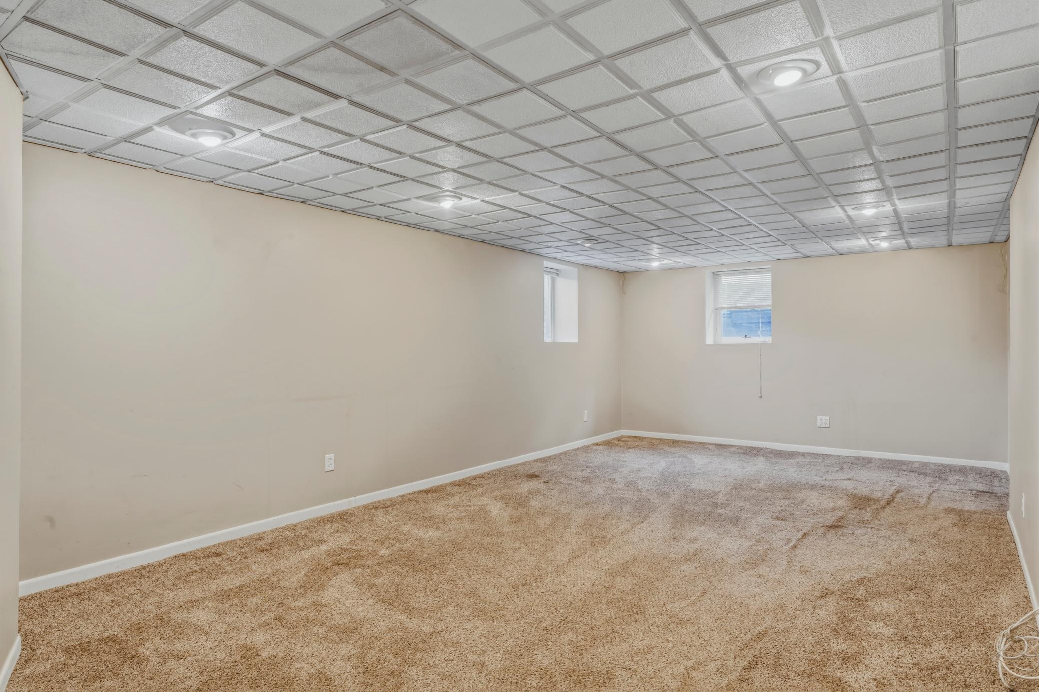 1006 Elmhill Drive Property Photo 32