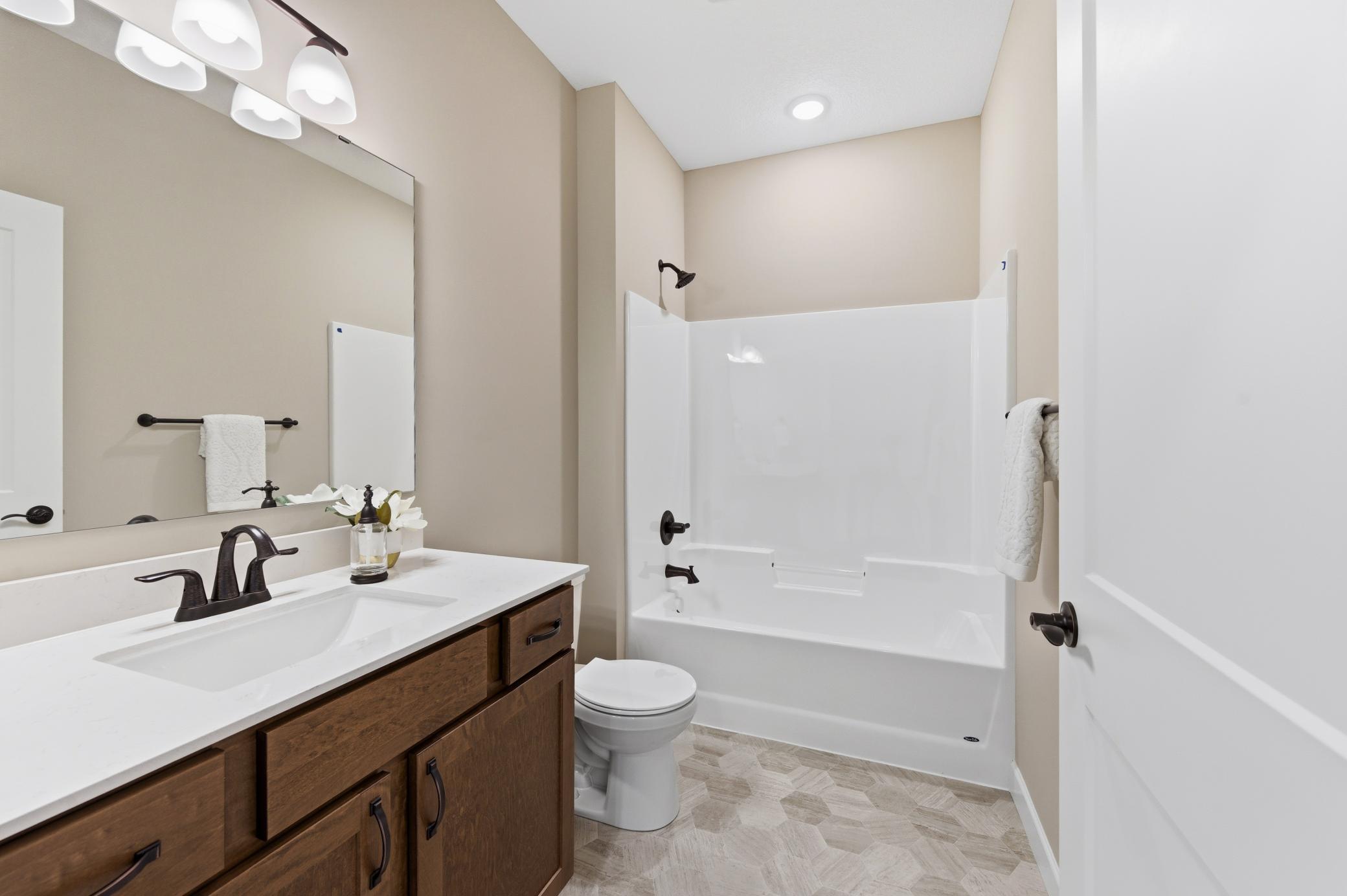 1037 E Meadowsweet Drive Property Photo 15