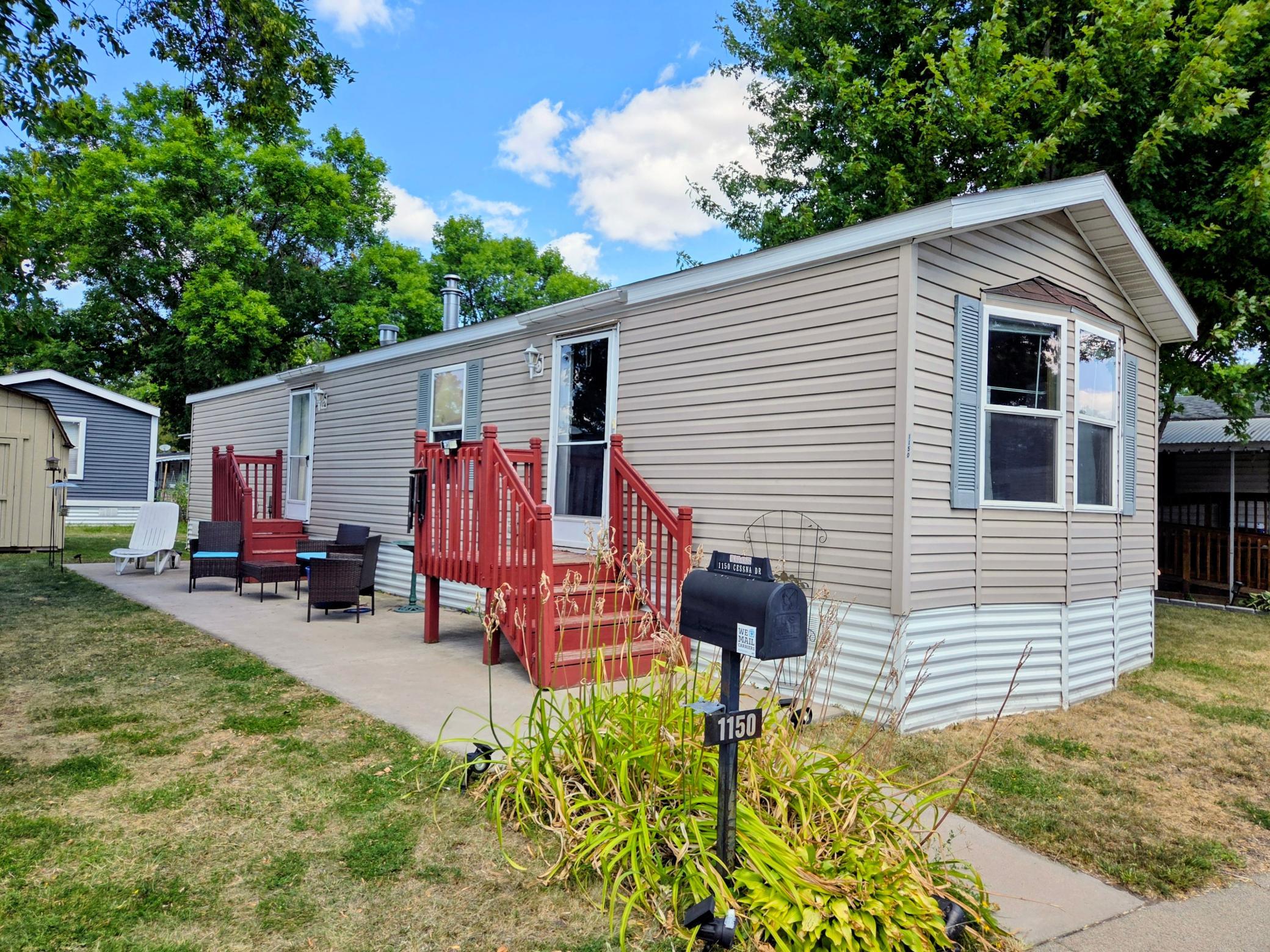 1150 Cessna Drive E Property Photo 1