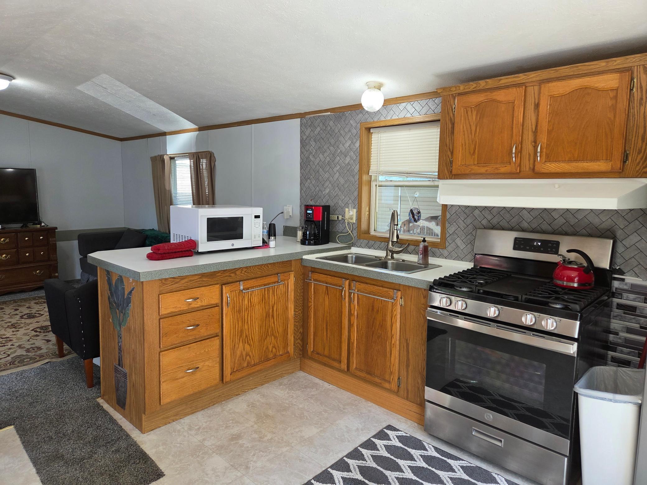 1150 Cessna Drive E Property Photo 12