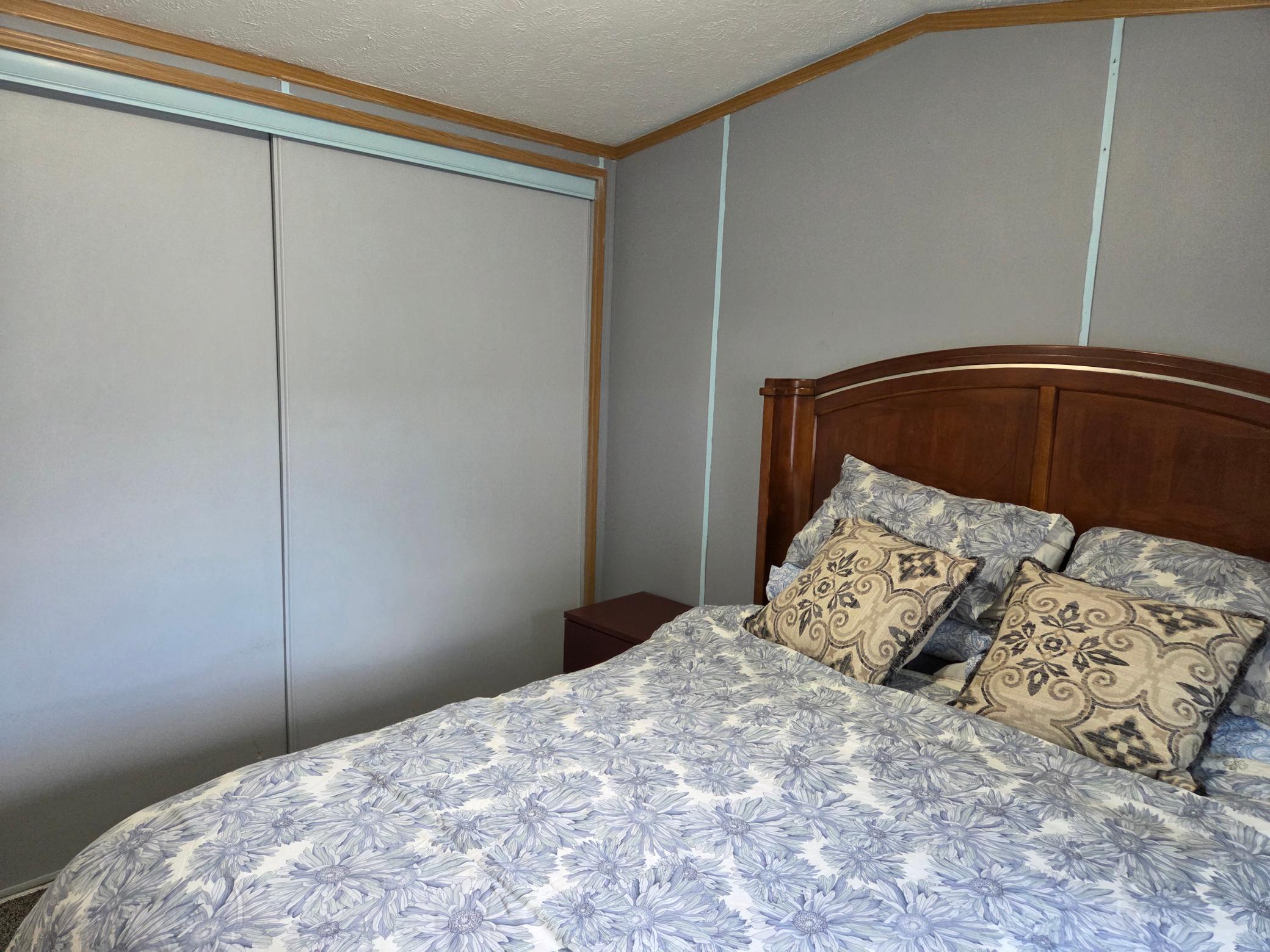 1150 Cessna Drive E Property Photo 18