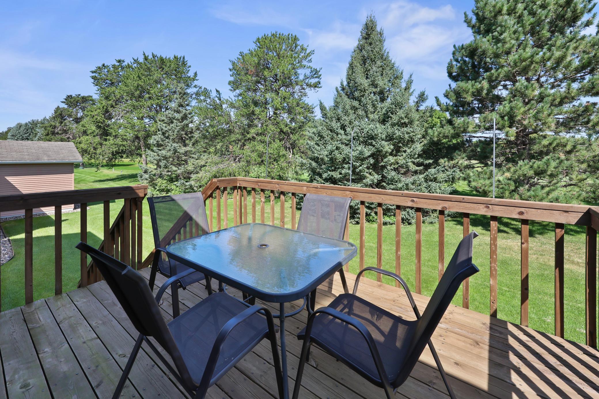 25 Pine Tree Court Property Photo 7