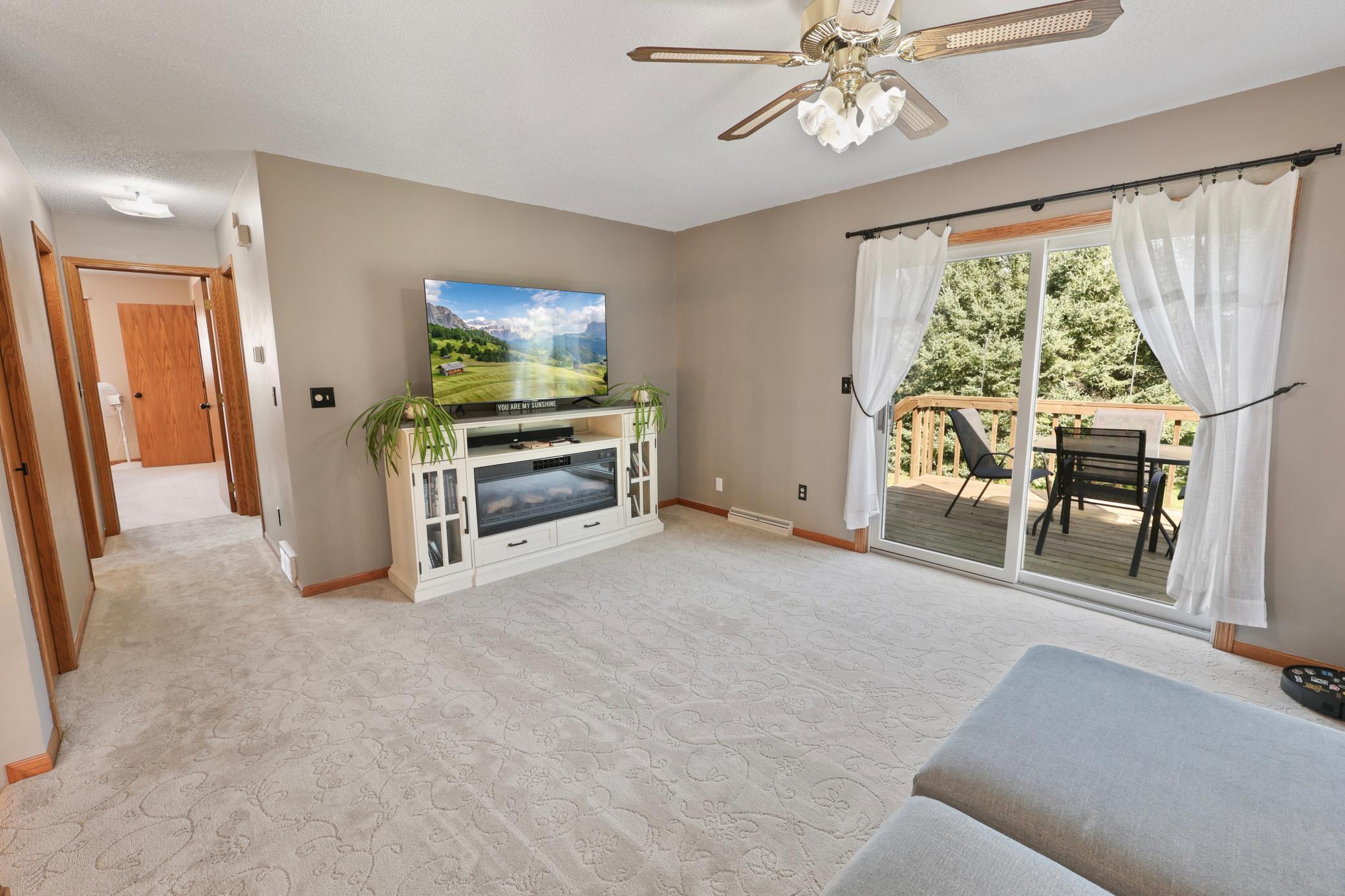 25 Pine Tree Court Property Photo 18