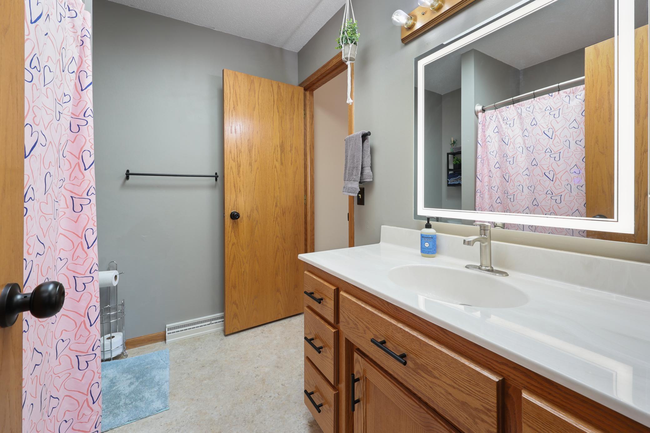 25 Pine Tree Court Property Photo 19