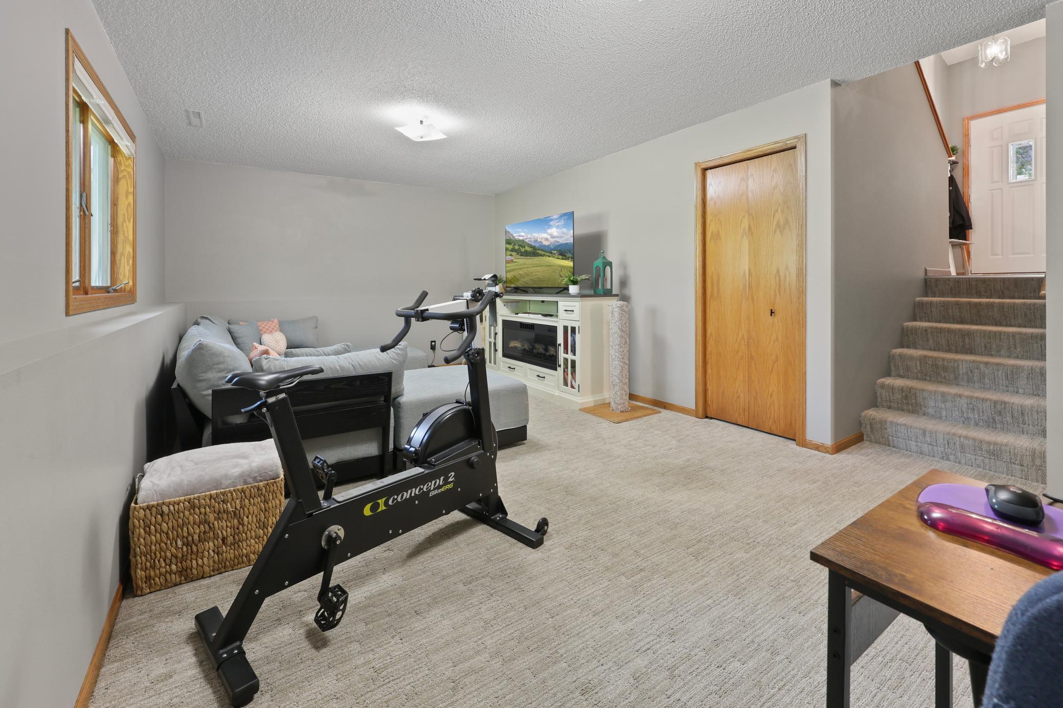 25 Pine Tree Court Property Photo 27