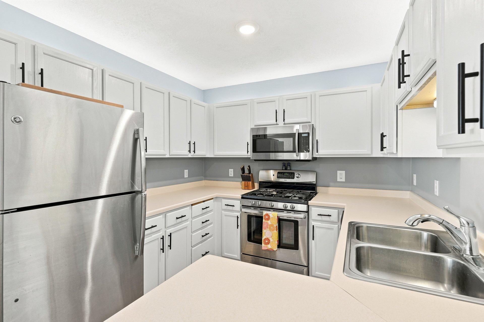 1122 Heather Lane Property Photo 6