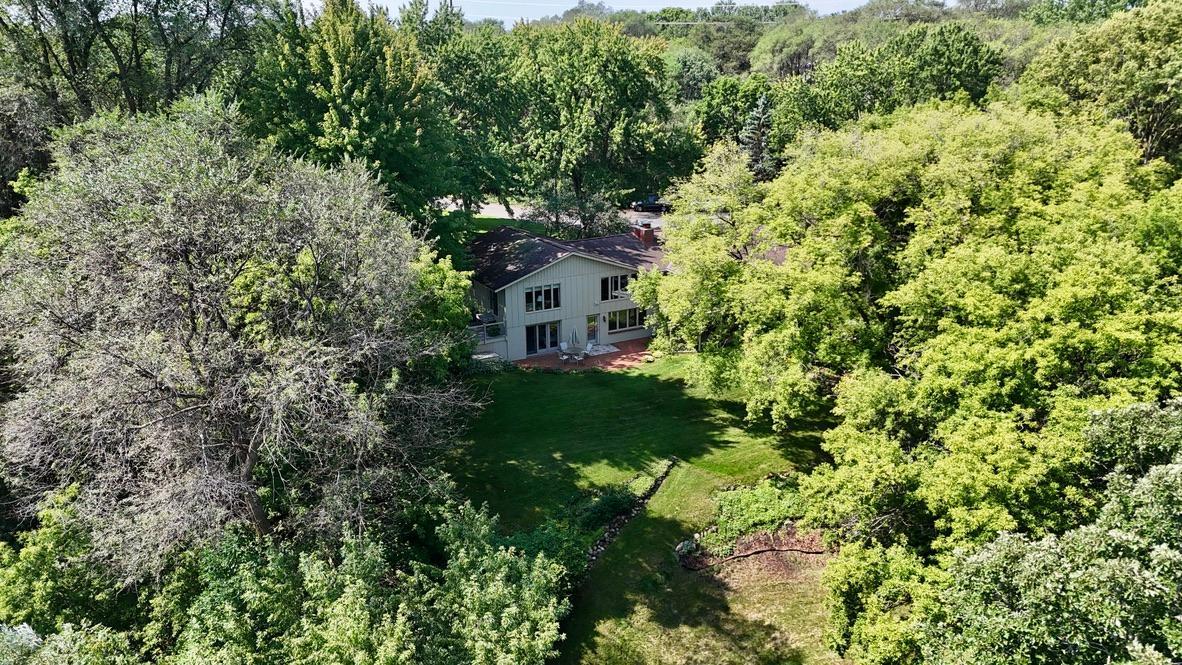 2502 Island View Drive Property Photo 4