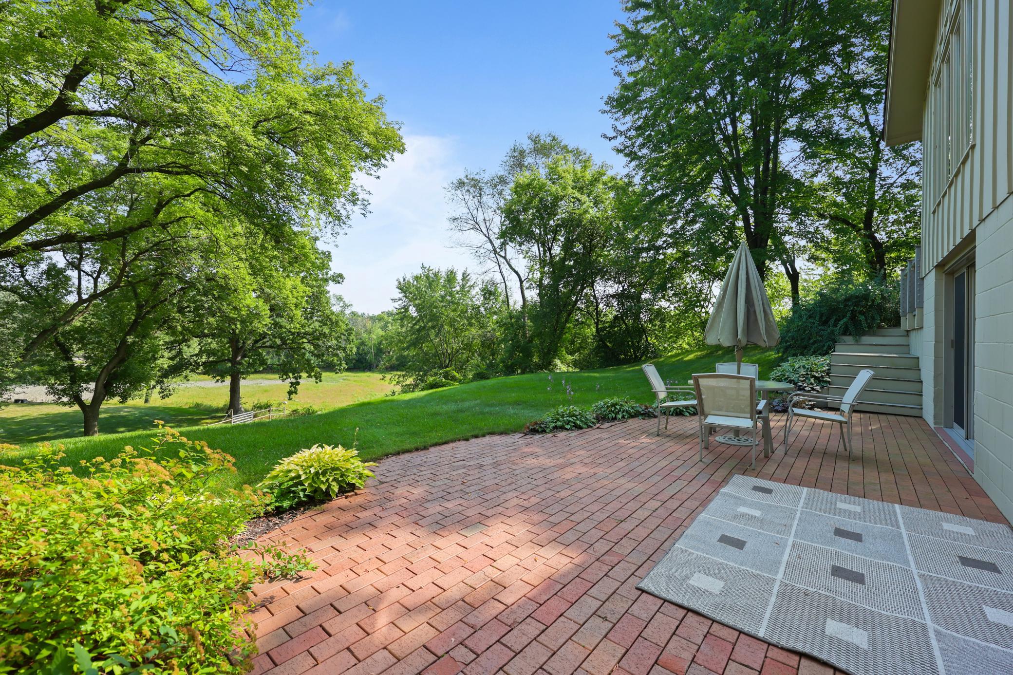 2502 Island View Drive Property Photo 6