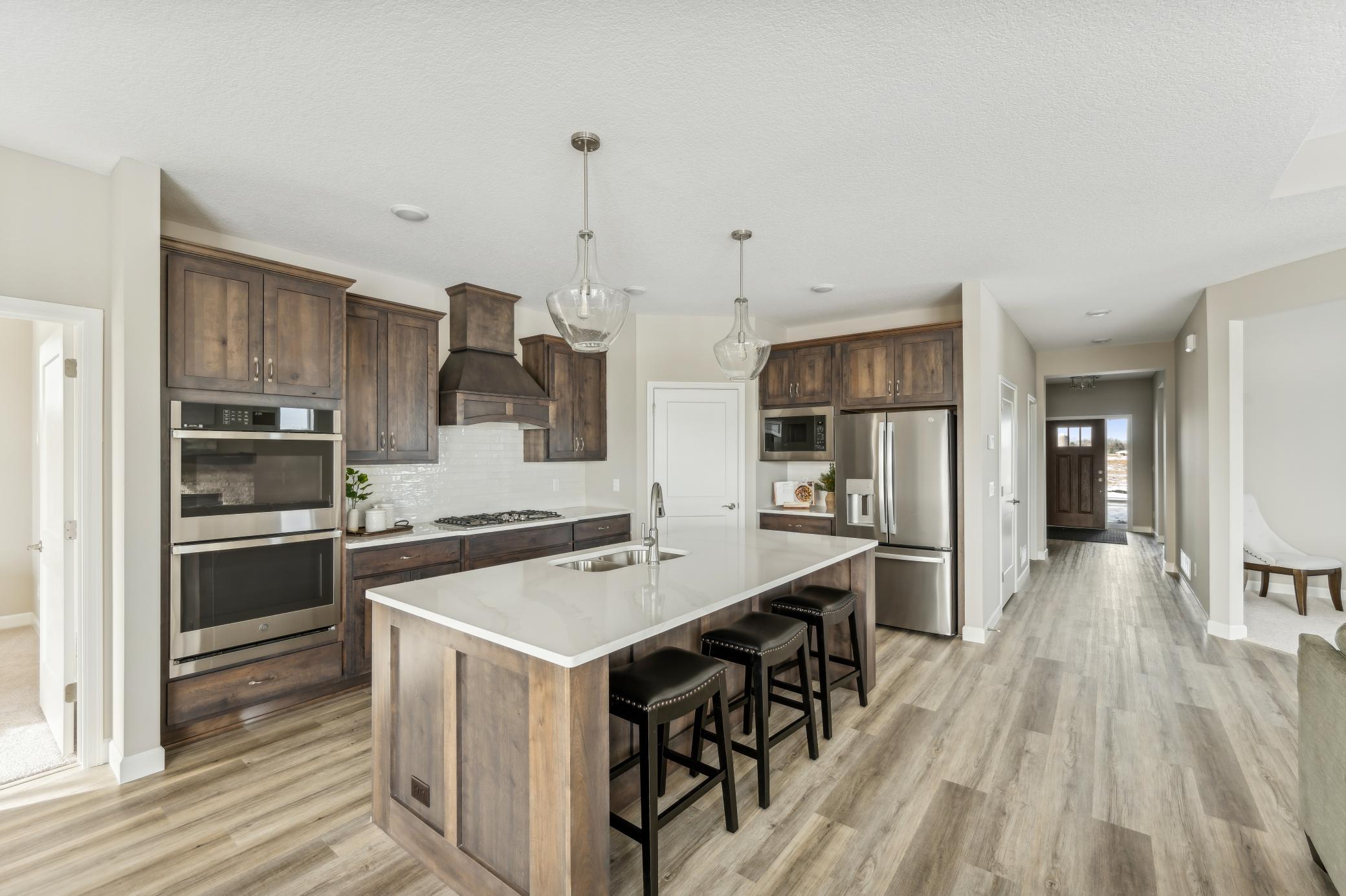 1055 E Meadowsweet Drive Property Photo 6