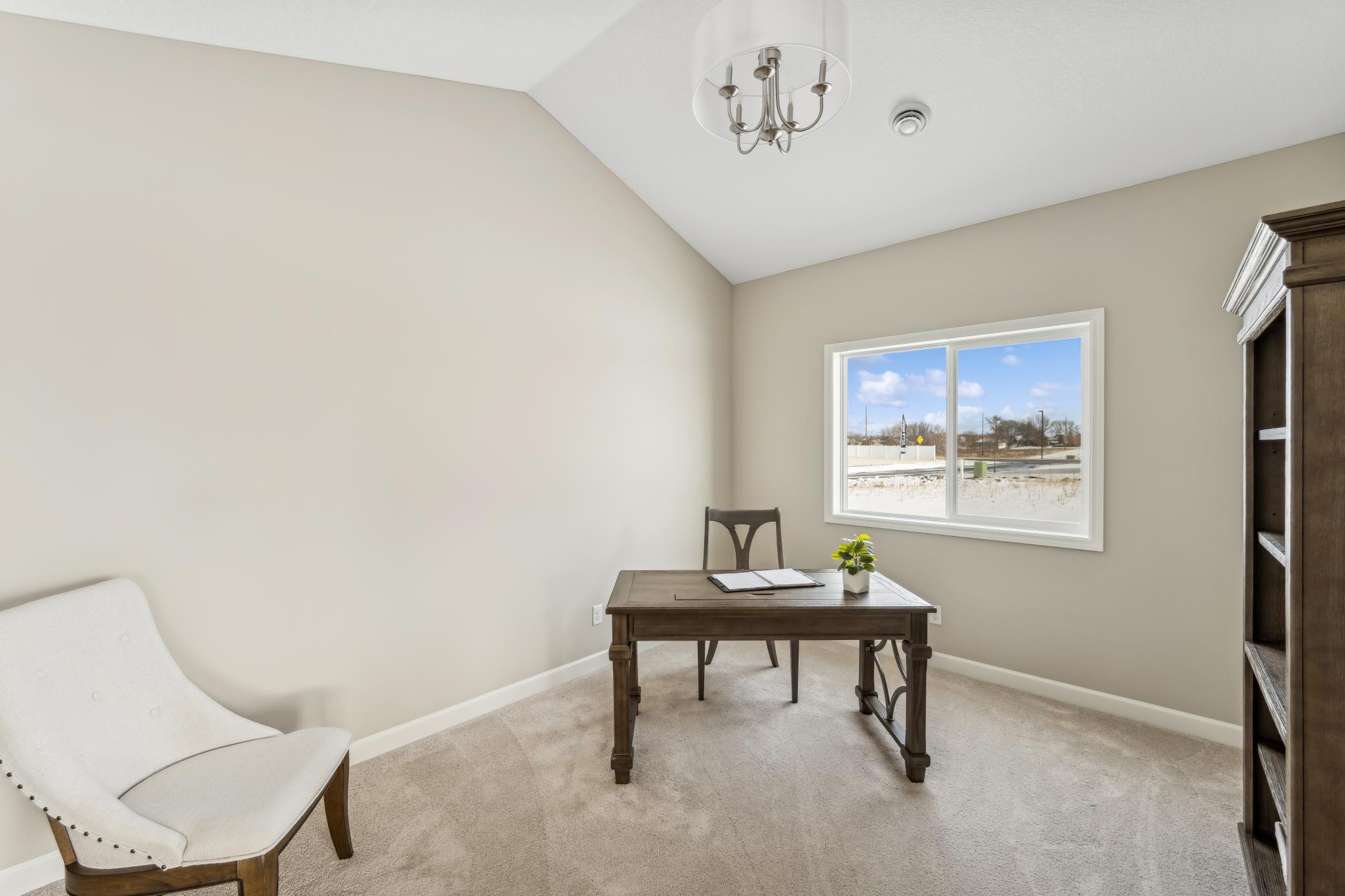 1055 E Meadowsweet Drive Property Photo 15