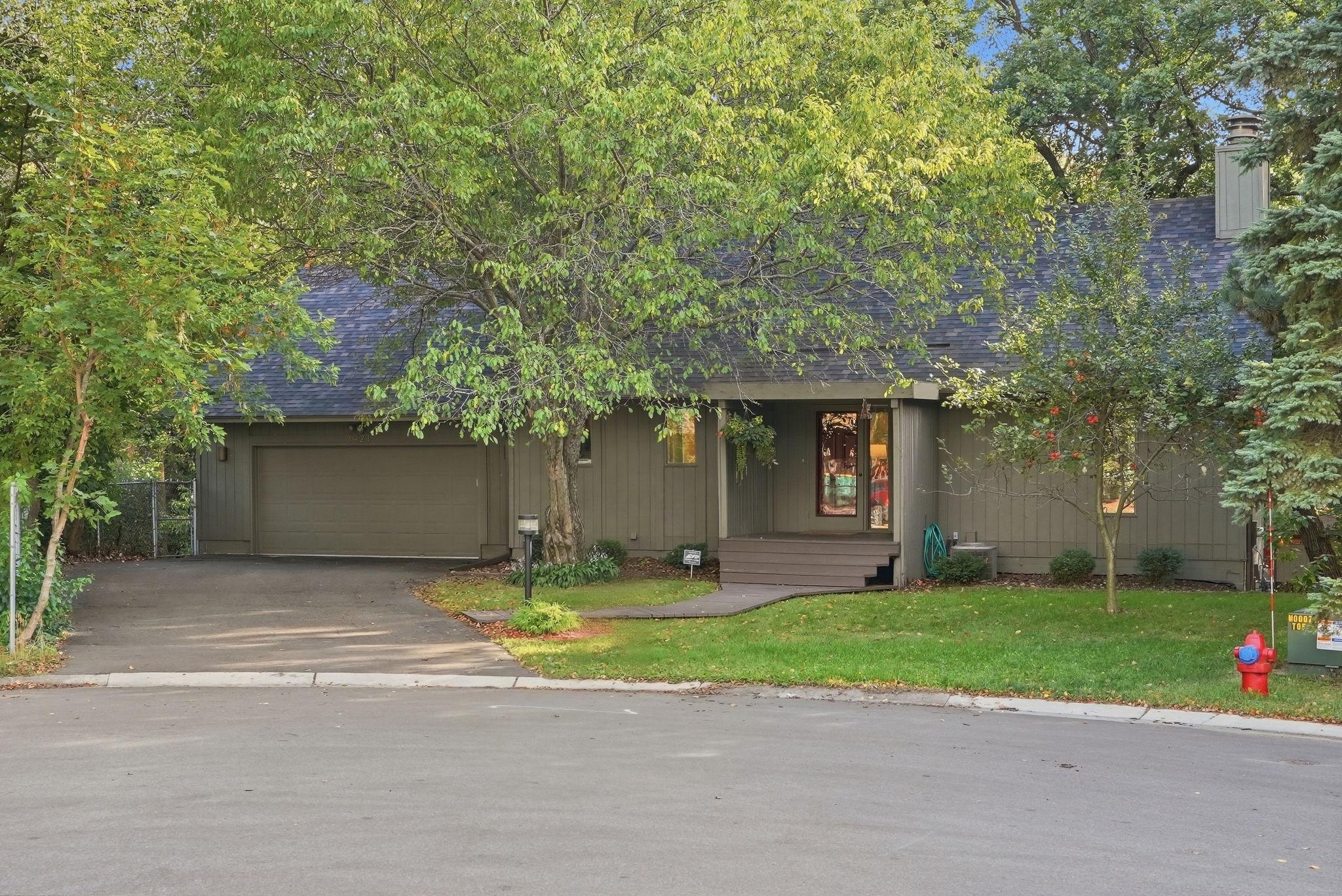 3921 Woodview Court Property Photo 1