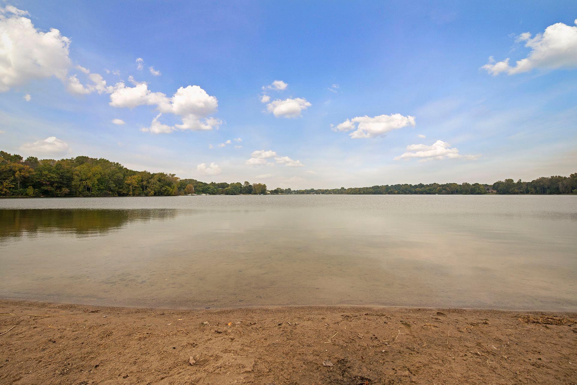 3921 Woodview Court Property Photo 17