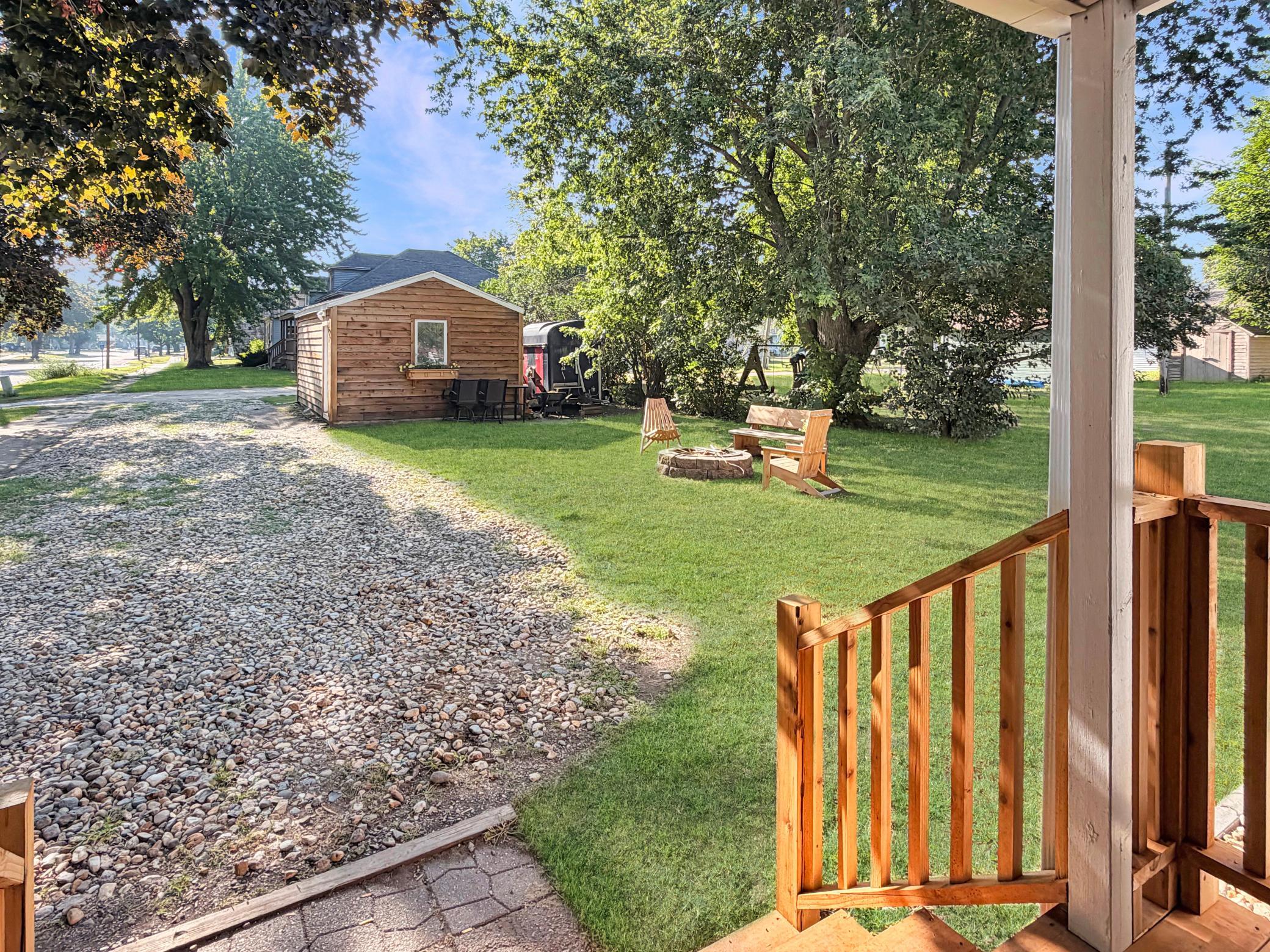 284 2nd Street Property Photo 7