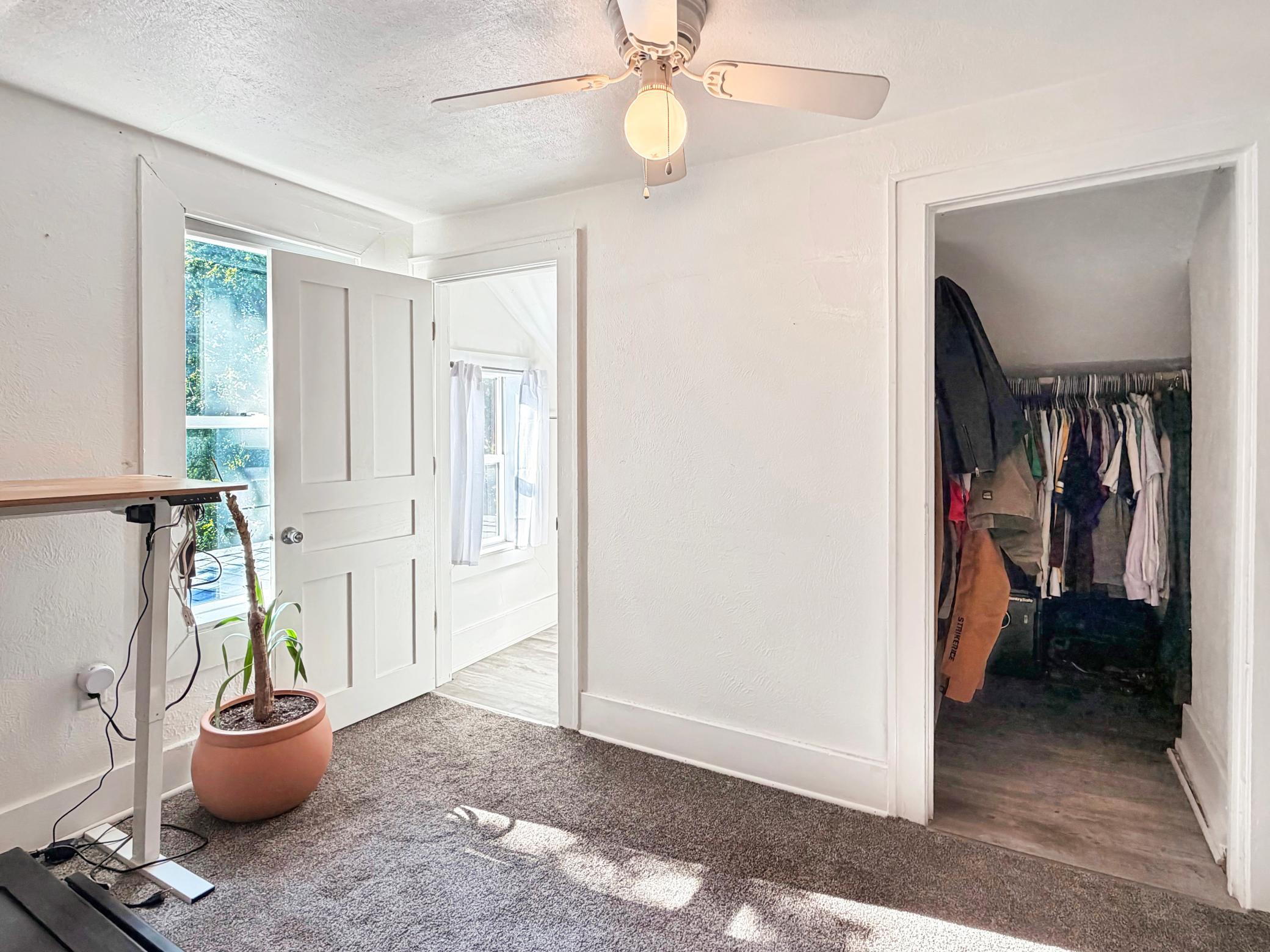 284 2nd Street Property Photo 29