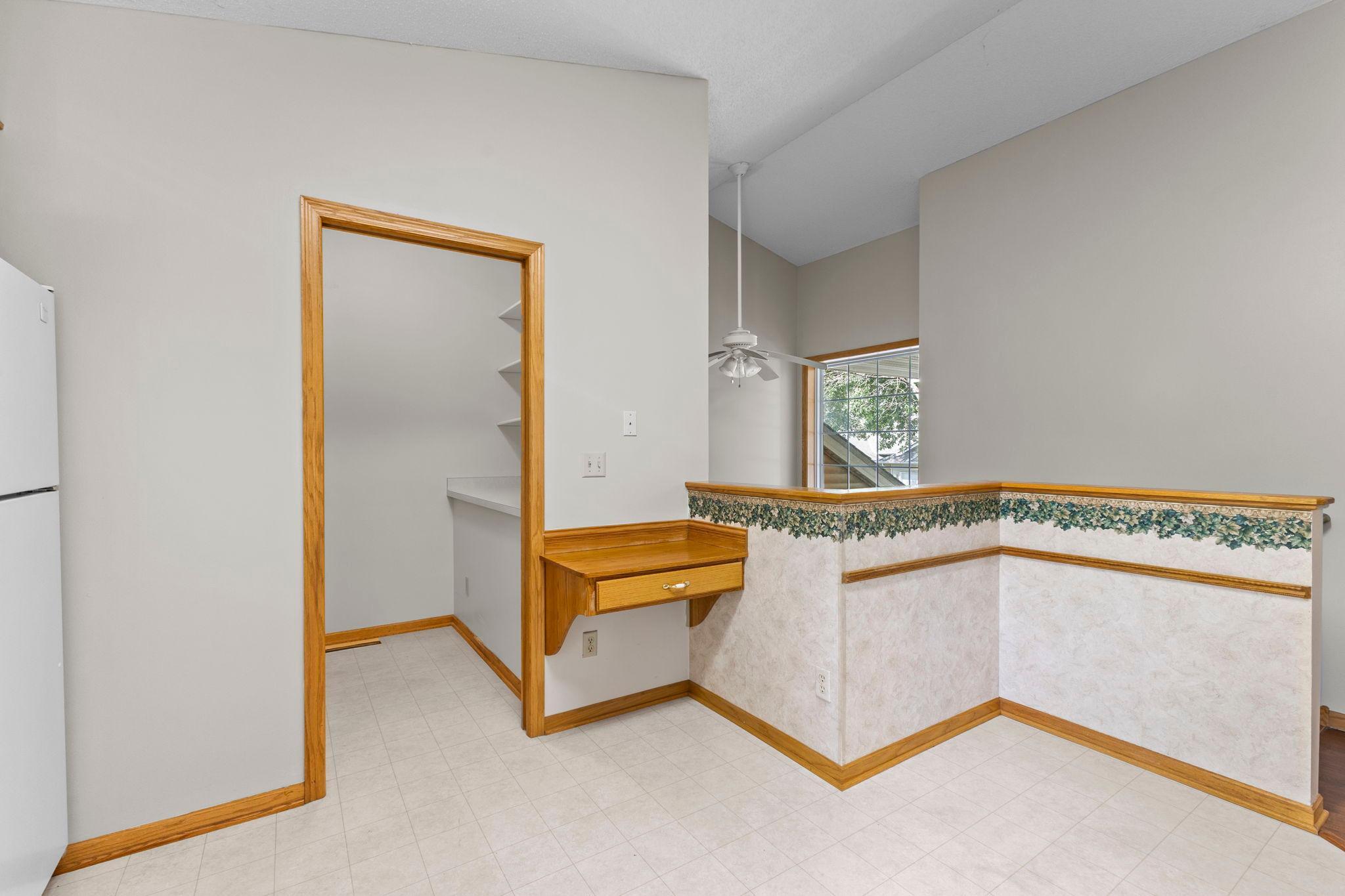 648 85th Avenue Nw Property Photo 8