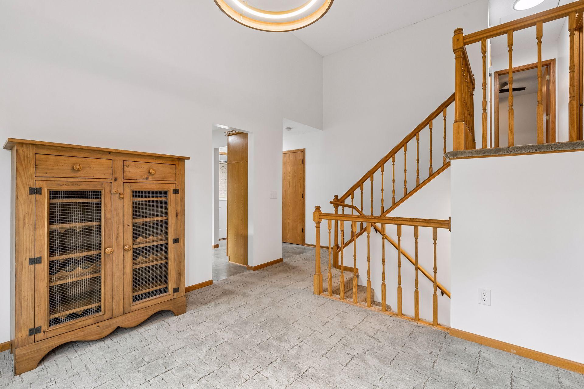 4751 Heather Ridge Road N Property Photo 15