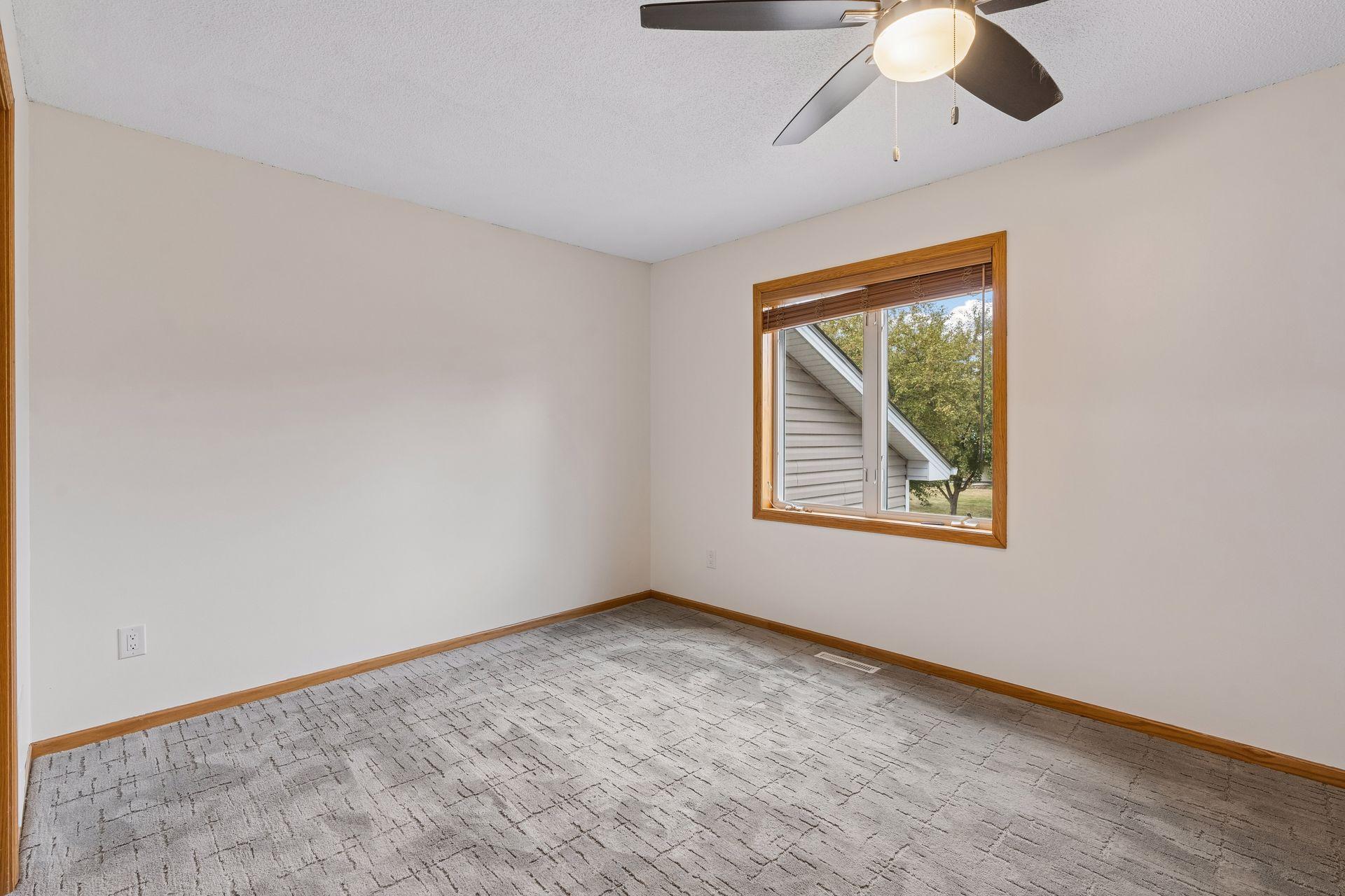 4751 Heather Ridge Road N Property Photo 18