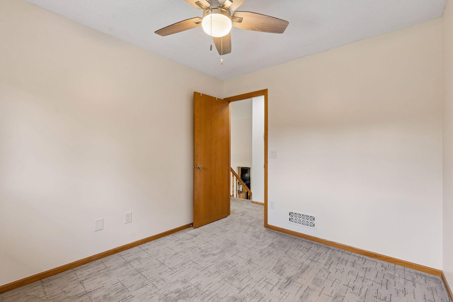 4751 Heather Ridge Road N Property Photo 24