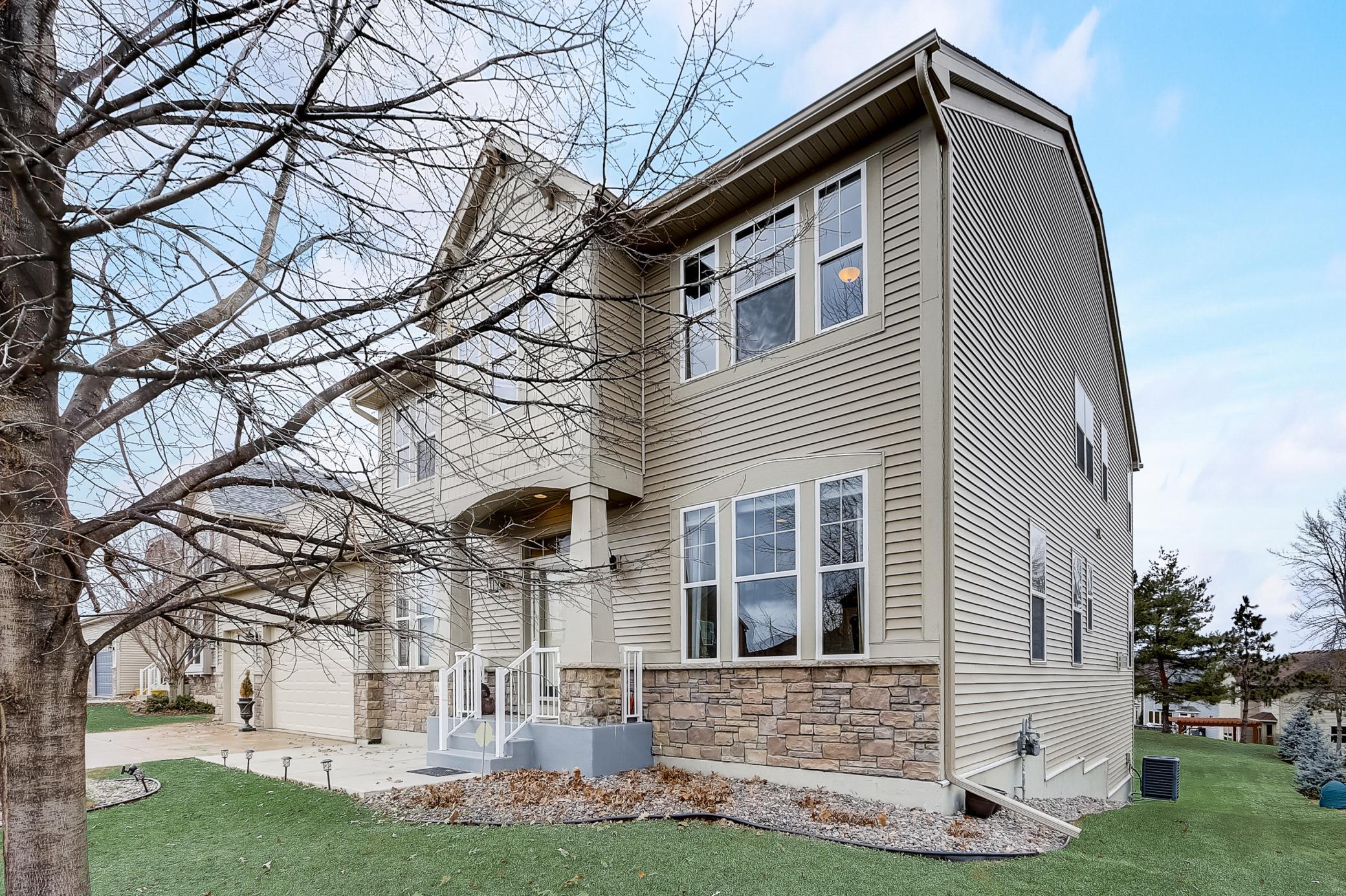 17116 72nd Place N Property Photo 2