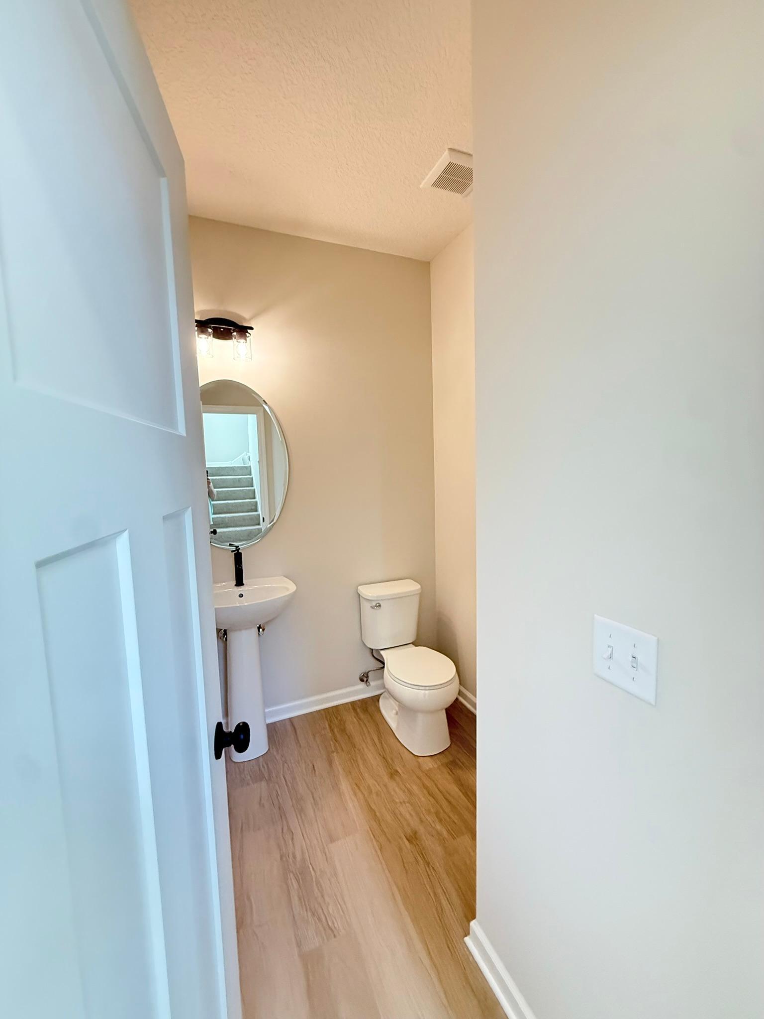 2730 Kepler Avenue Ne Property Photo 9