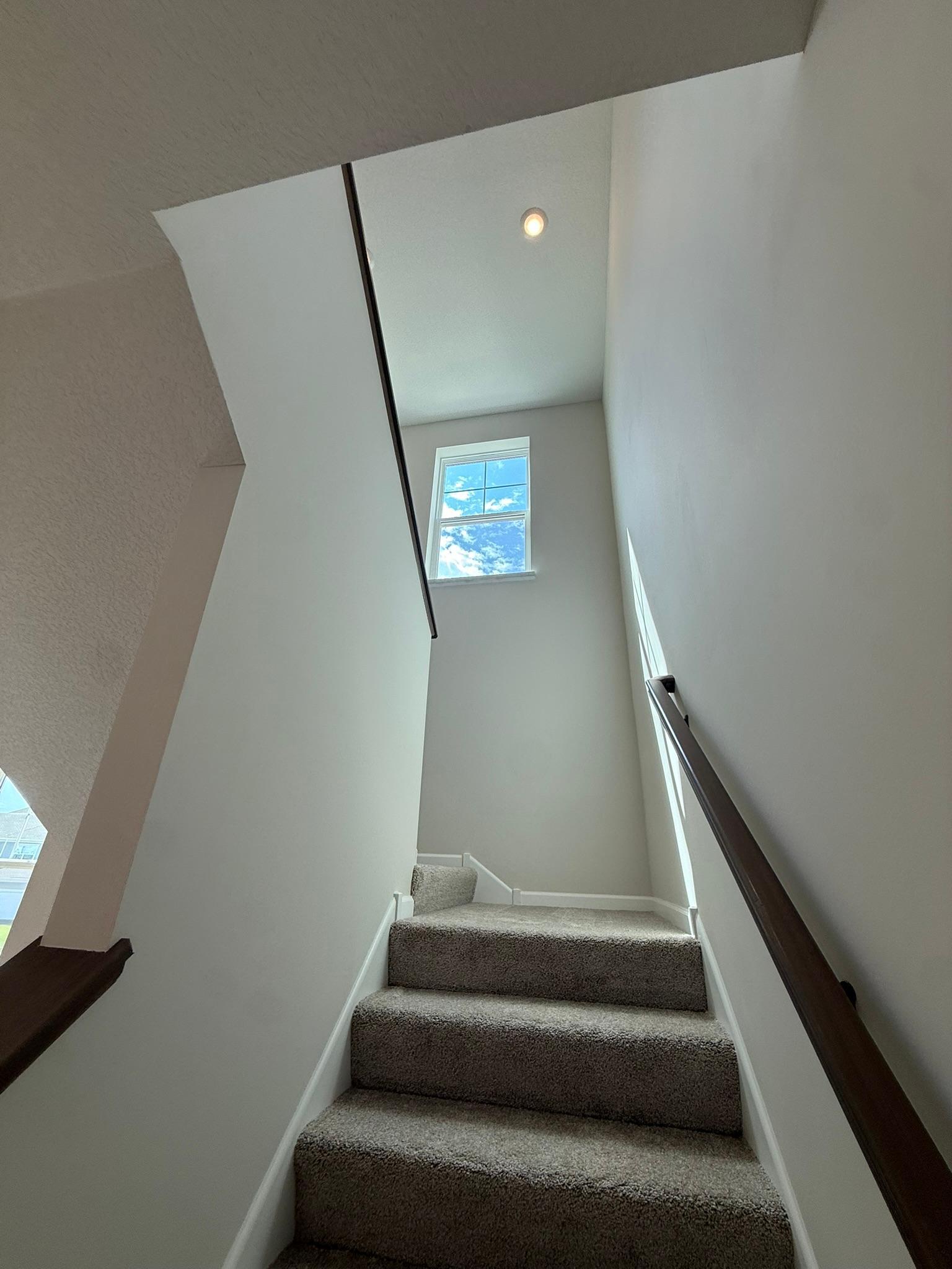 2730 Kepler Avenue Ne Property Photo 10