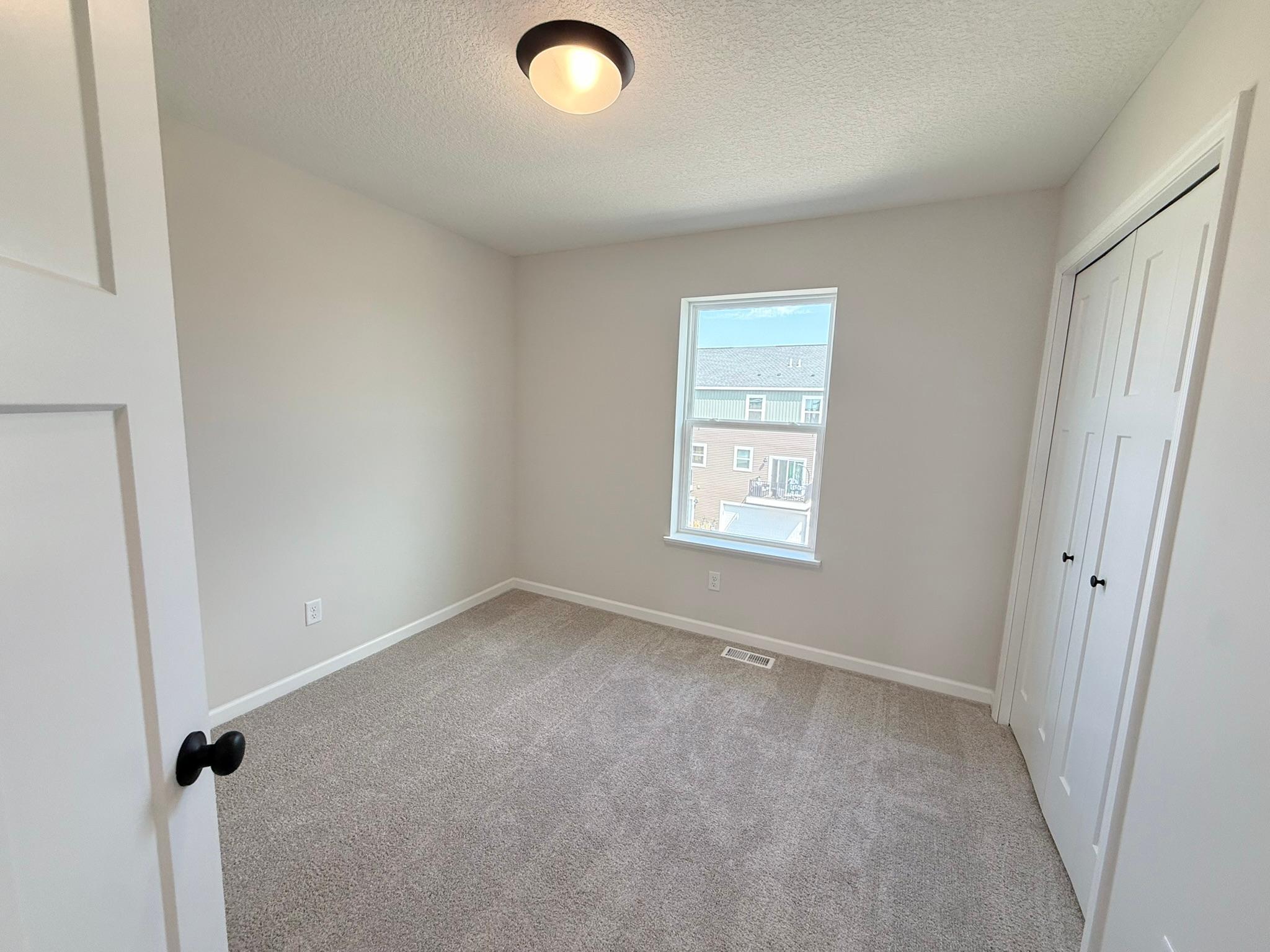 2730 Kepler Avenue Ne Property Photo 14