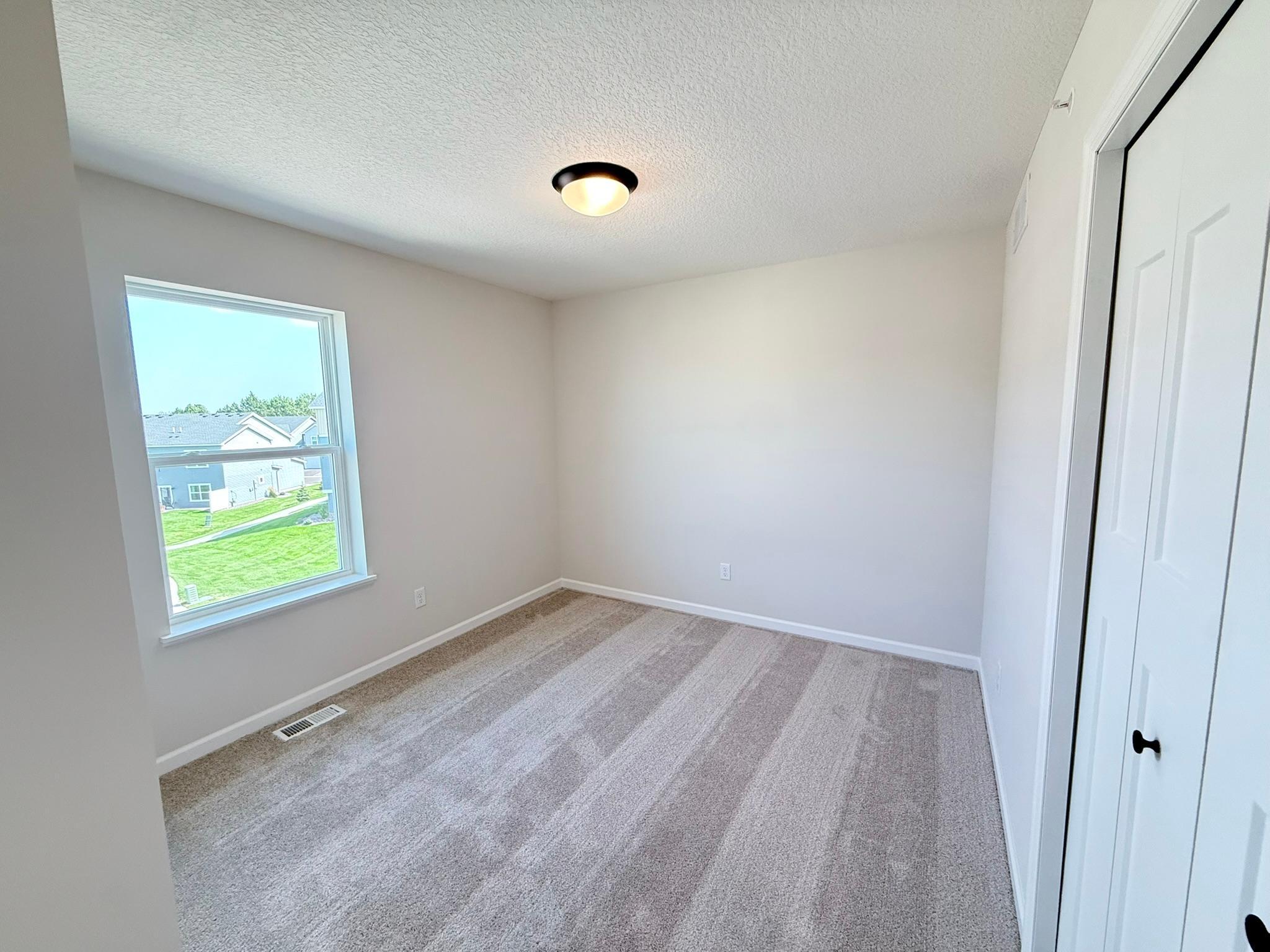 2730 Kepler Avenue Ne Property Photo 15