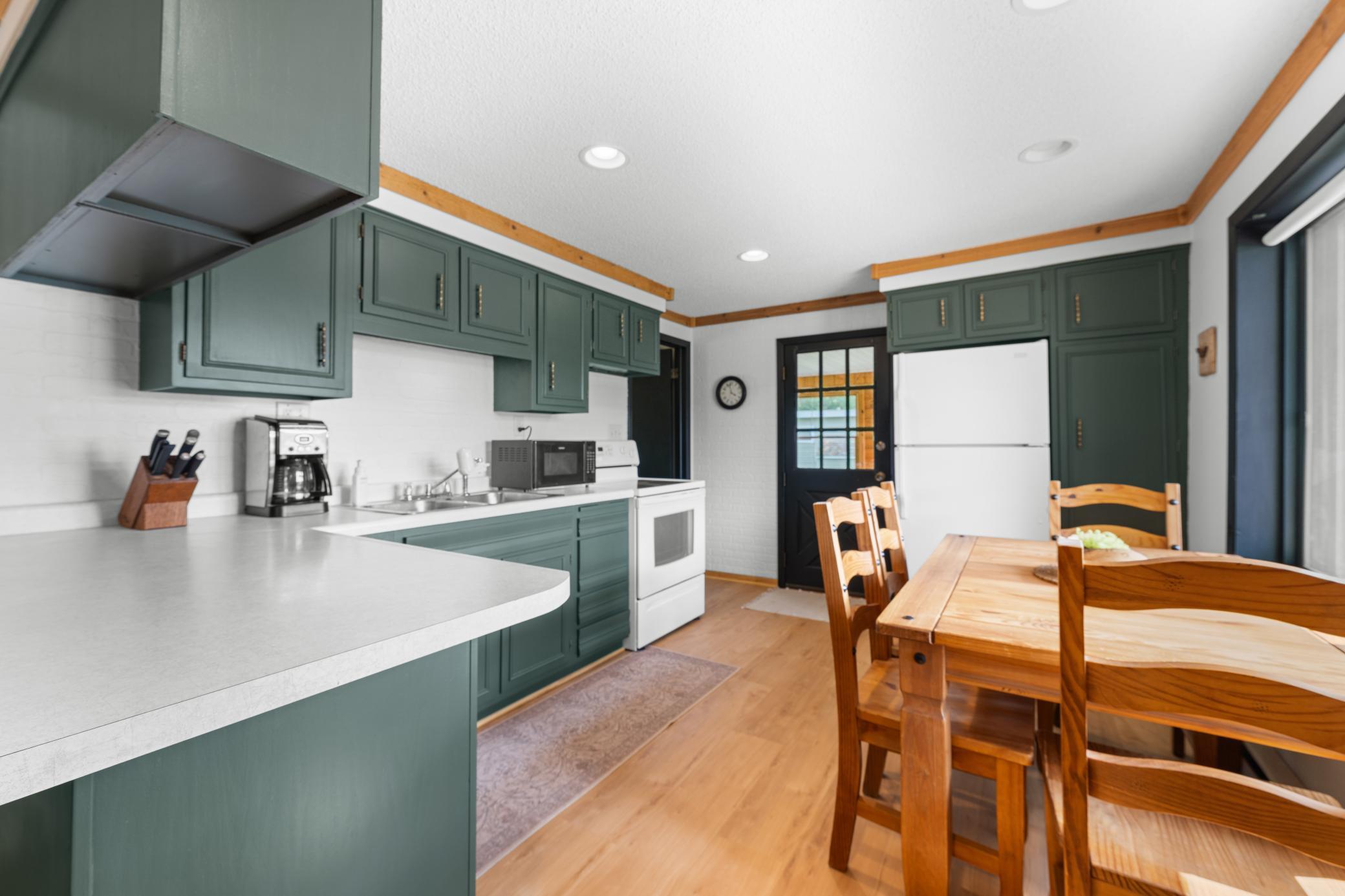 2180 Island Drive Property Photo 10