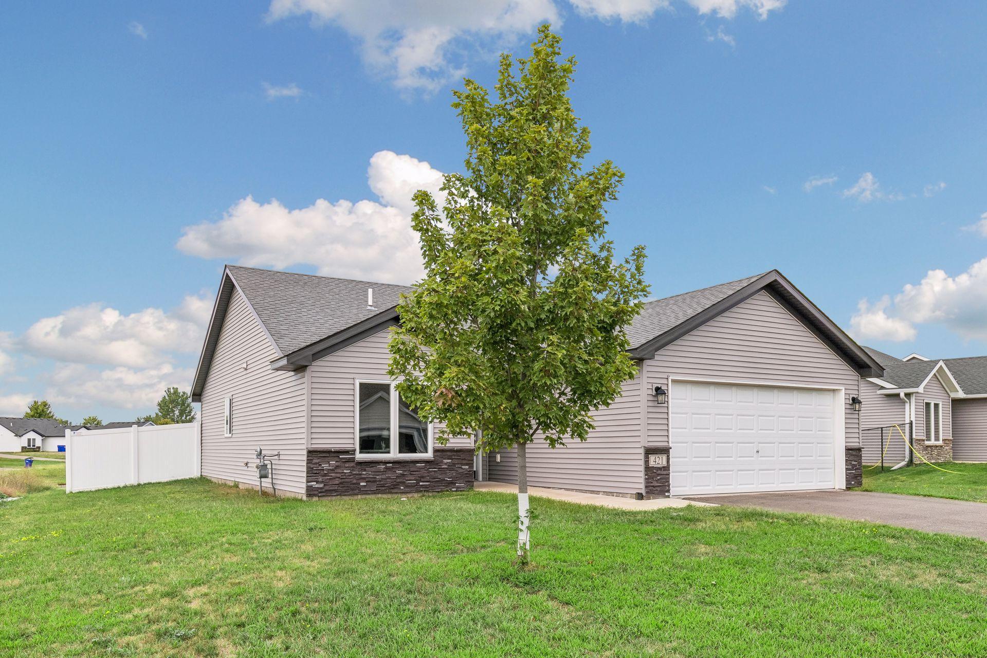 421 Staples Road Property Photo 3
