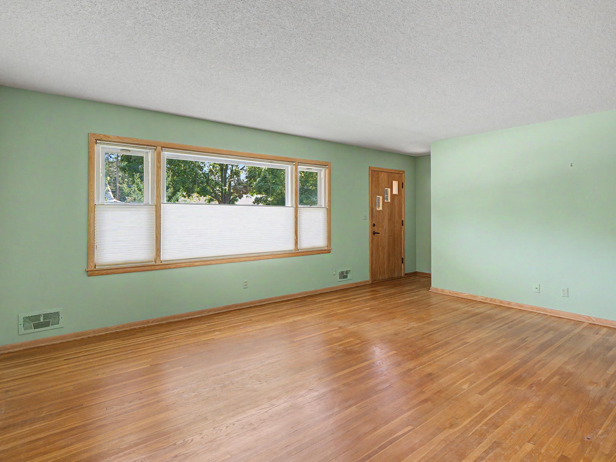 709 18th Avenue Ne Property Photo 7