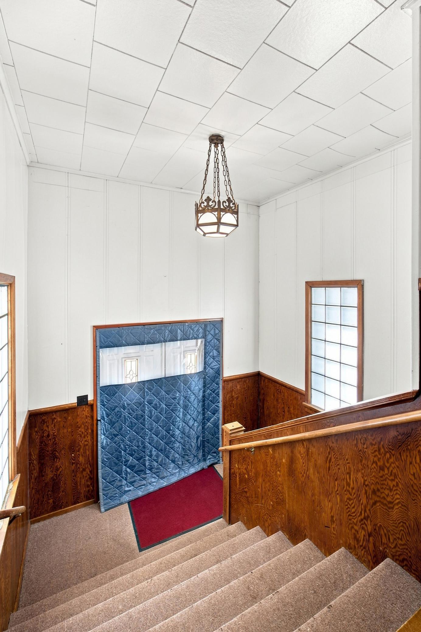 639 Front Street Property Photo 16