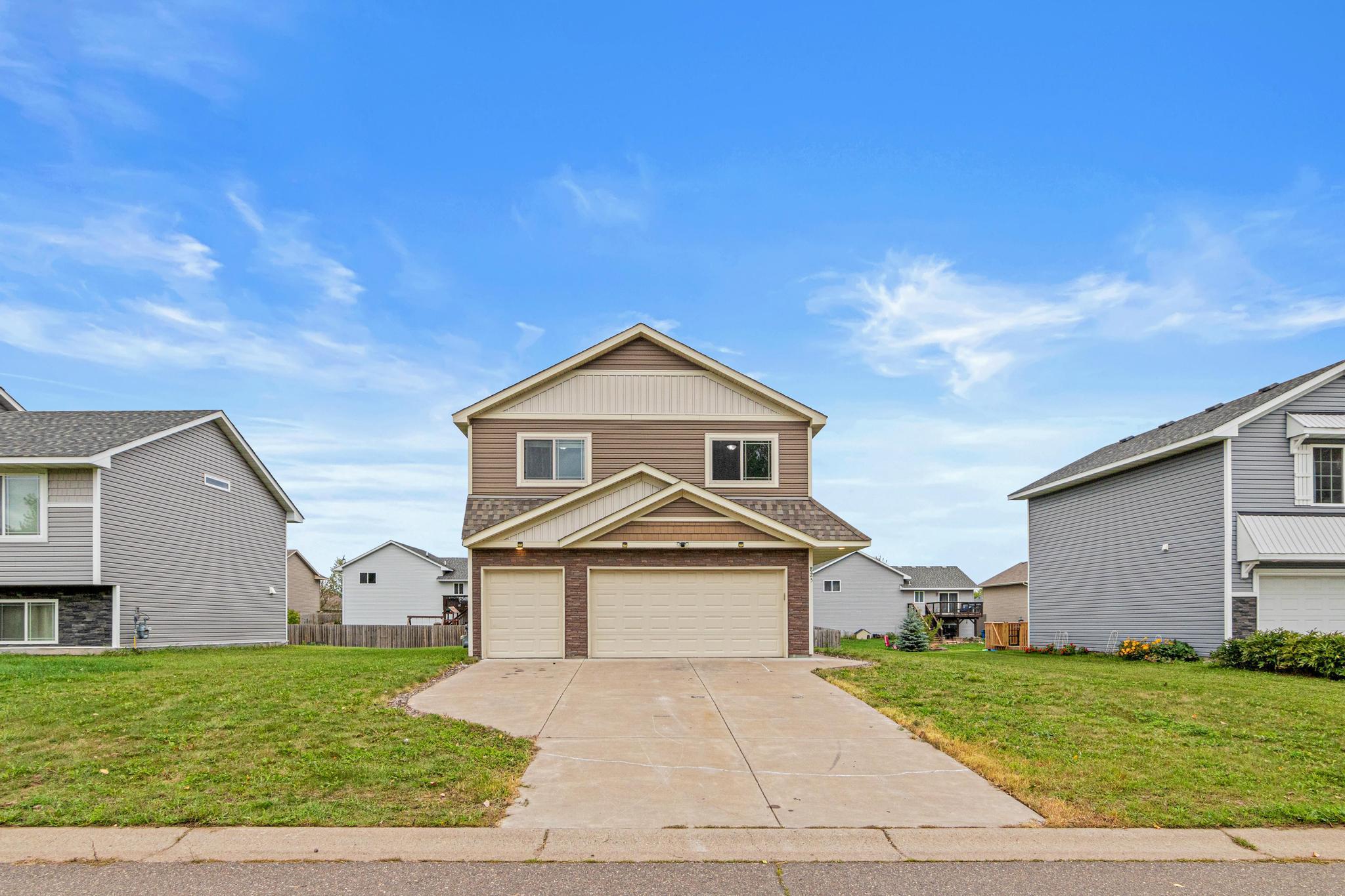 825 Highview Loop Se Property Photo 12