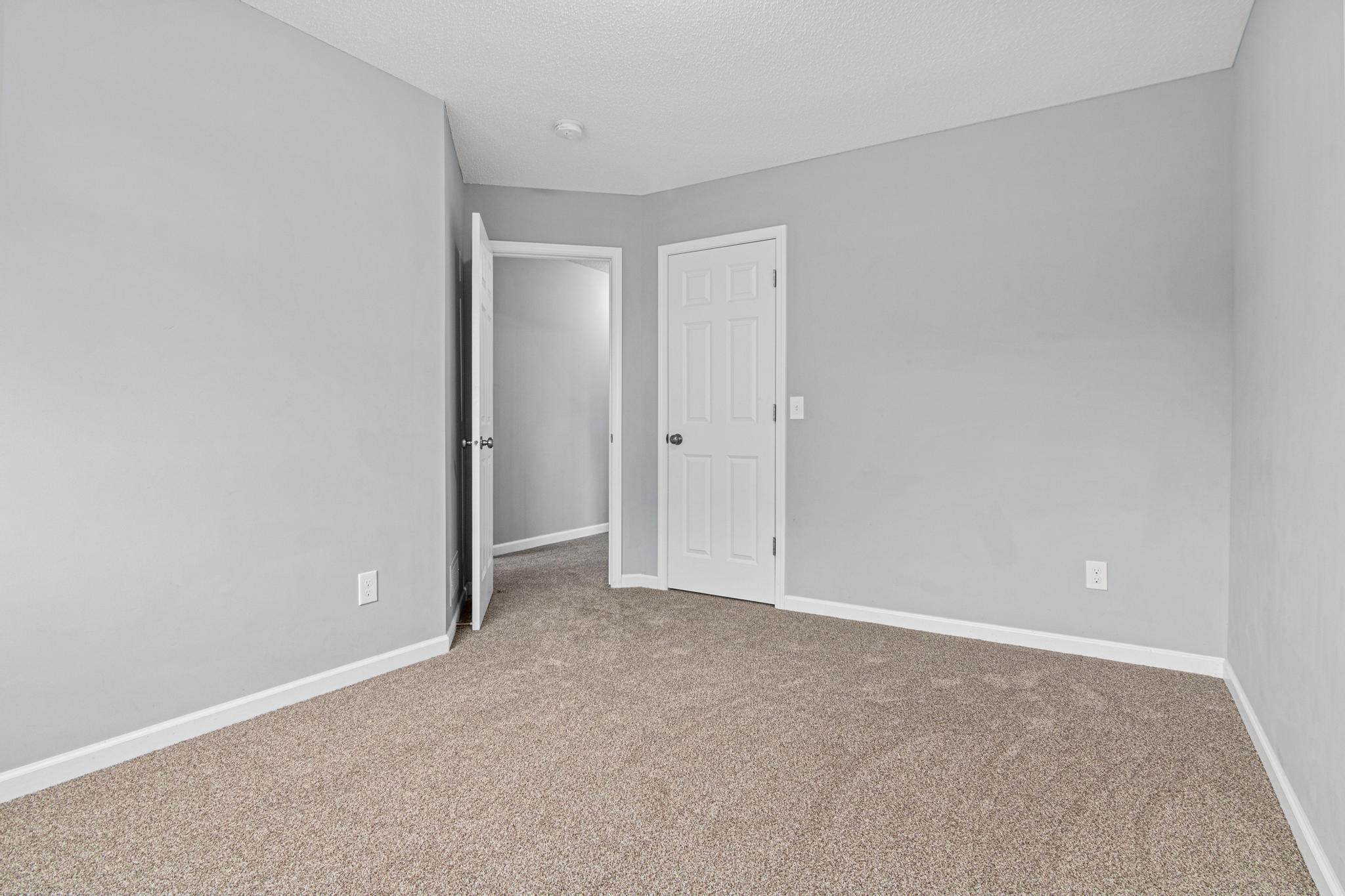 825 Highview Loop Se Property Photo 19
