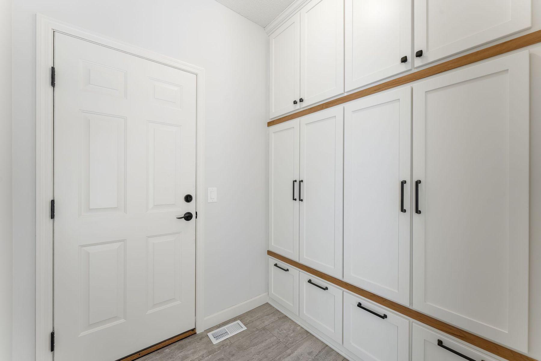 3460 Ridgestone Way Property Photo 20
