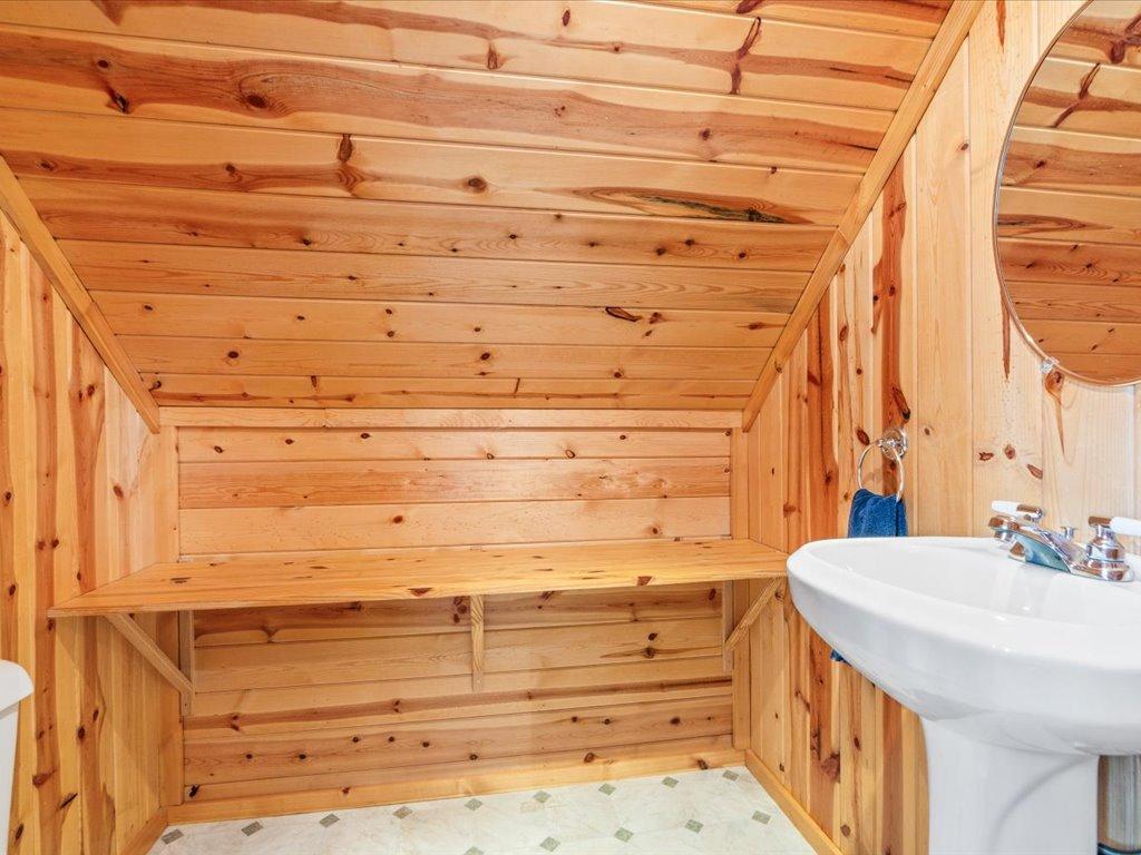 49562 202nd Place Property Photo 14