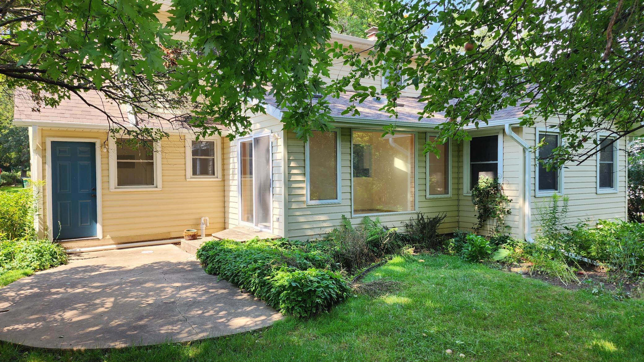 2032 13th Avenue Nw Property Photo 5