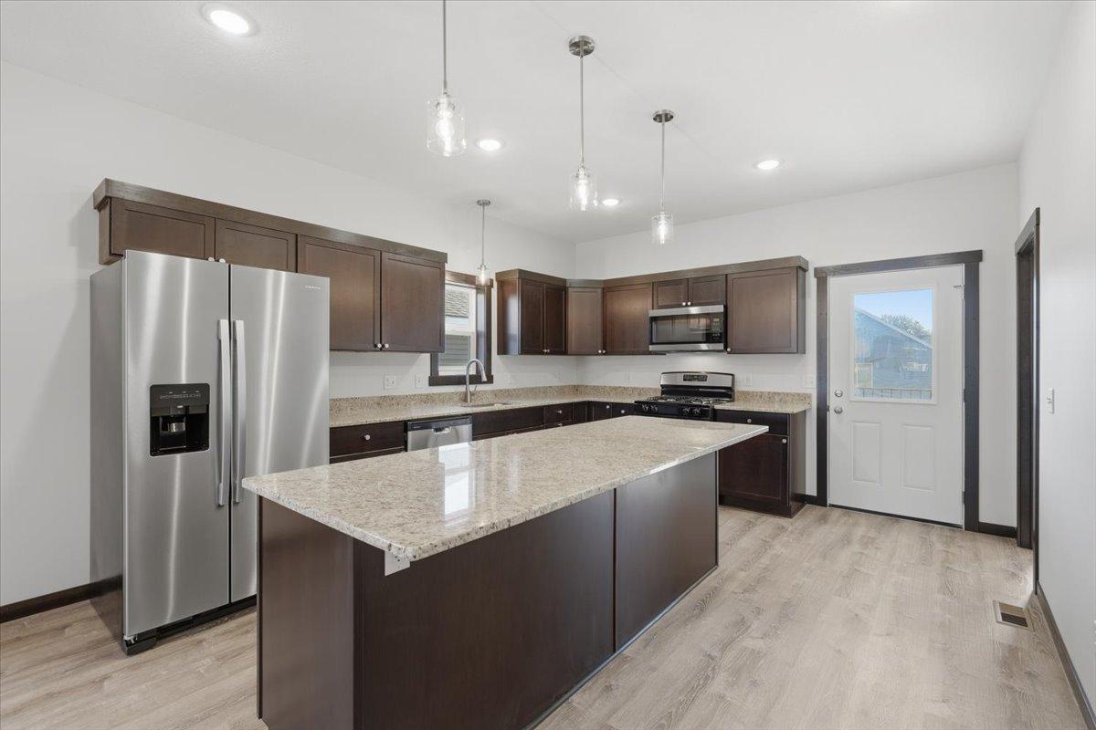 1785 Morning Glory Drive Property Photo 3
