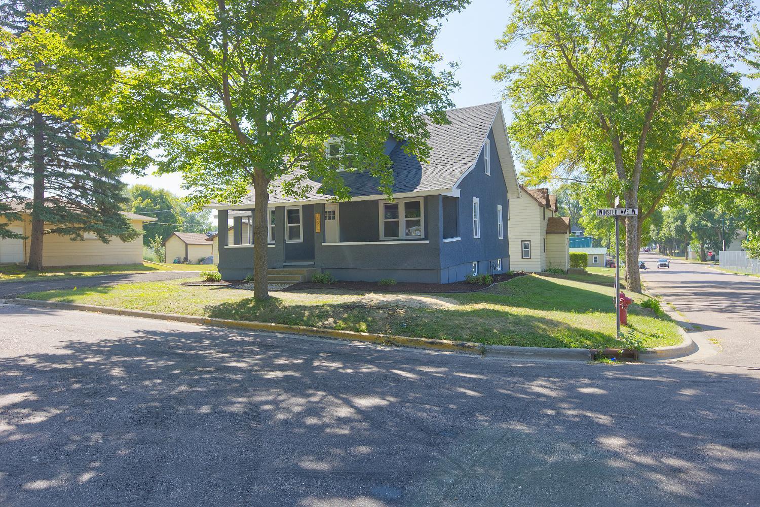 251 Winsted Avenue W Property Photo 31