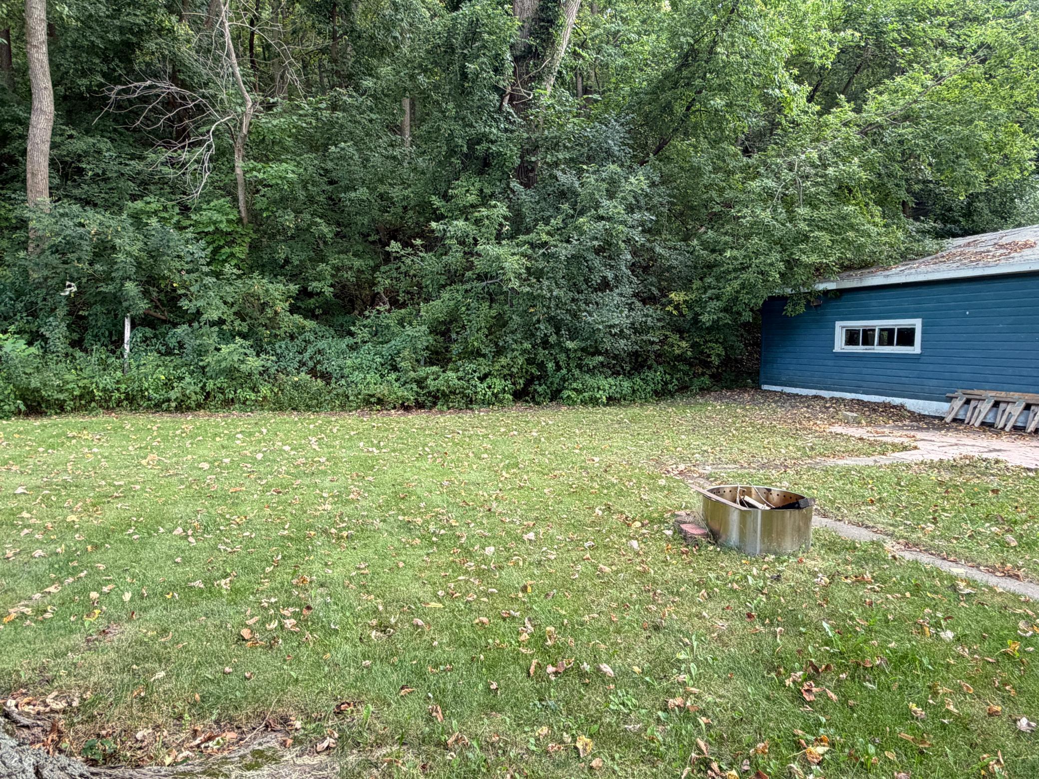 689 E Lake Boulevard Property Photo 7