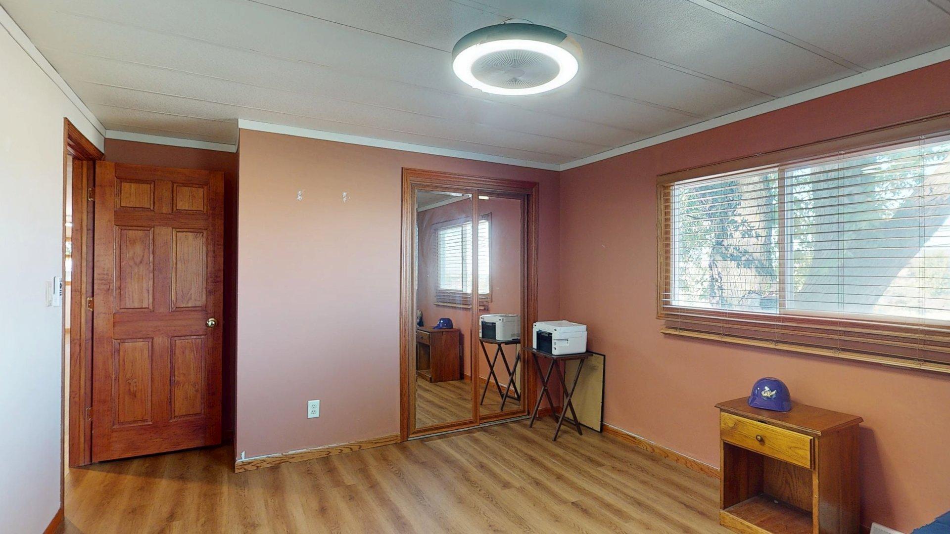 689 E Lake Boulevard Property Photo 19