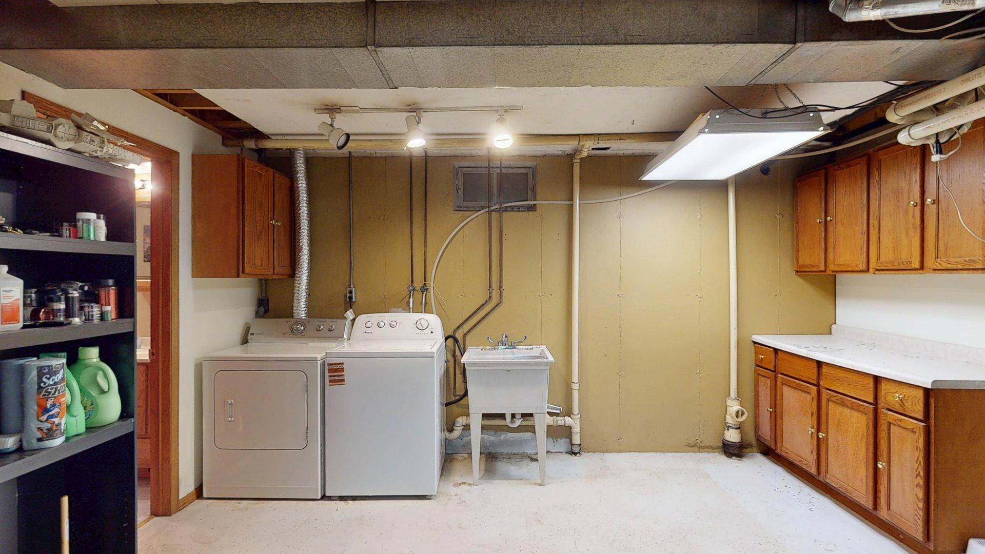 689 E Lake Boulevard Property Photo 27