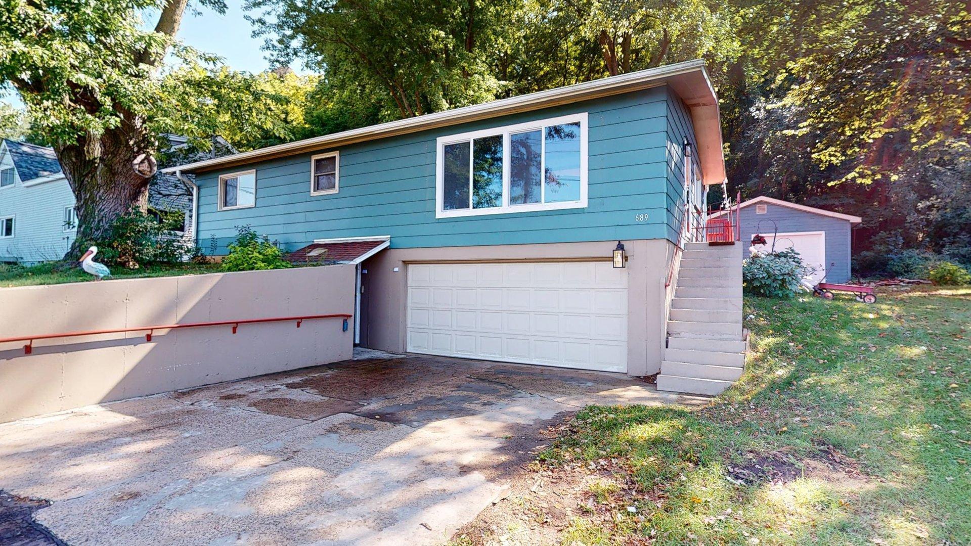 689 E Lake Boulevard Property Photo 42