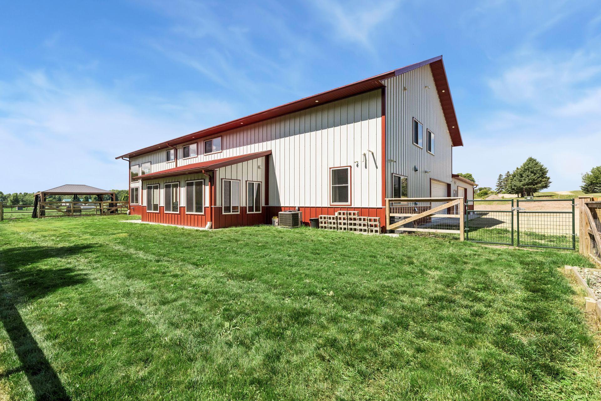525 233rd Street Property Photo 45